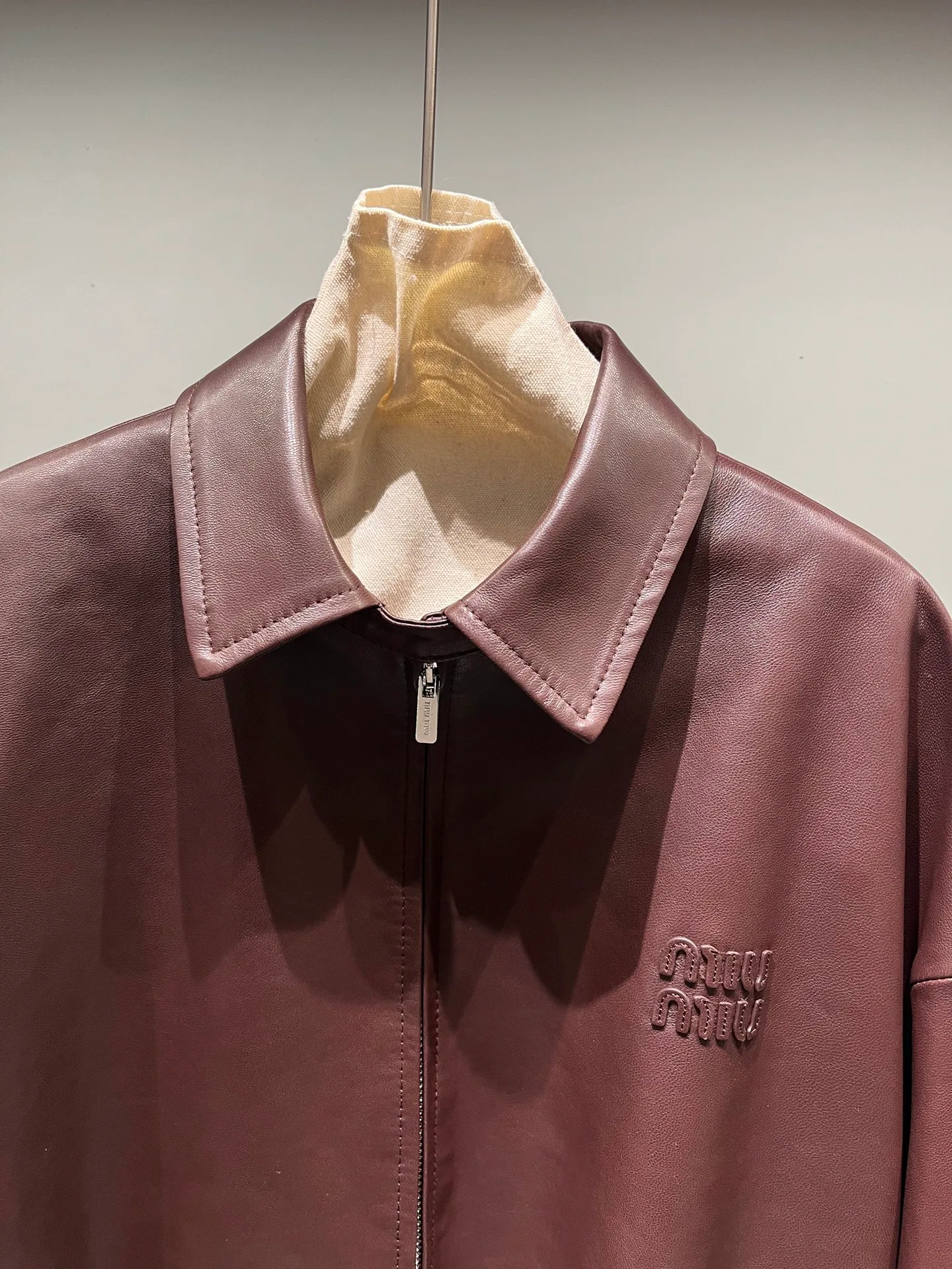 Women's Leather Jackets And Sheepskin Coats MIU MIU 18064822