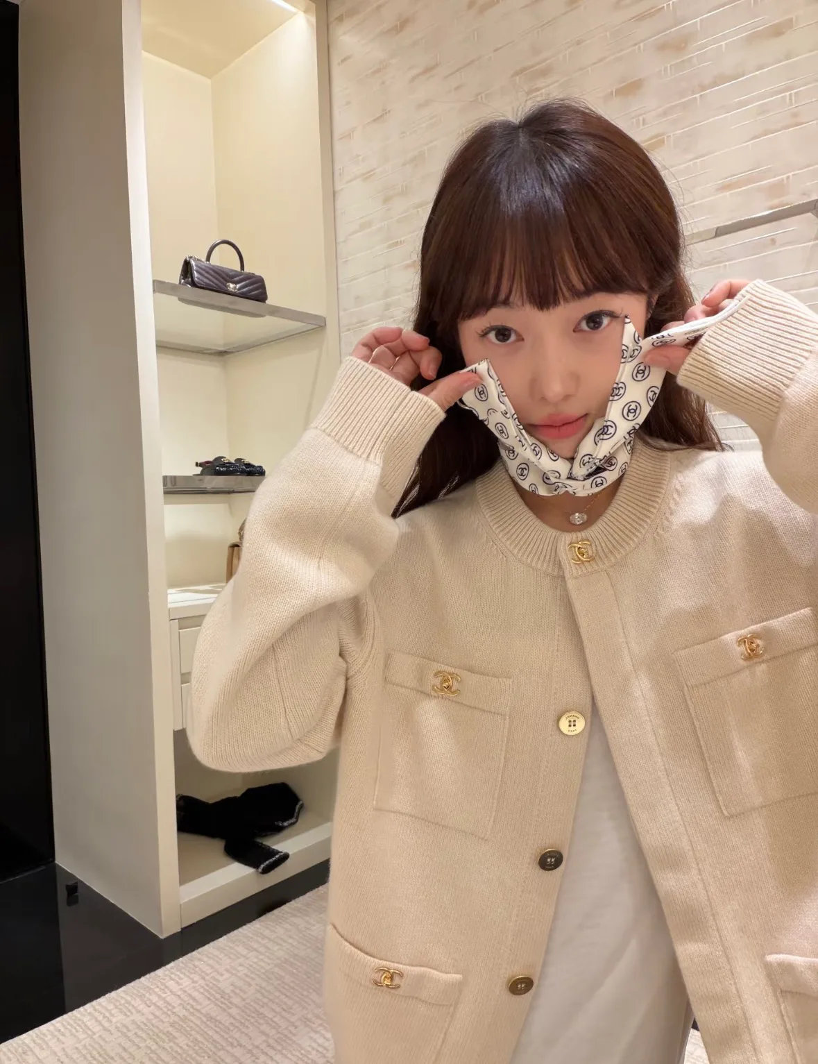 Women's Jumpers And Sweaters CHANEL 18033637