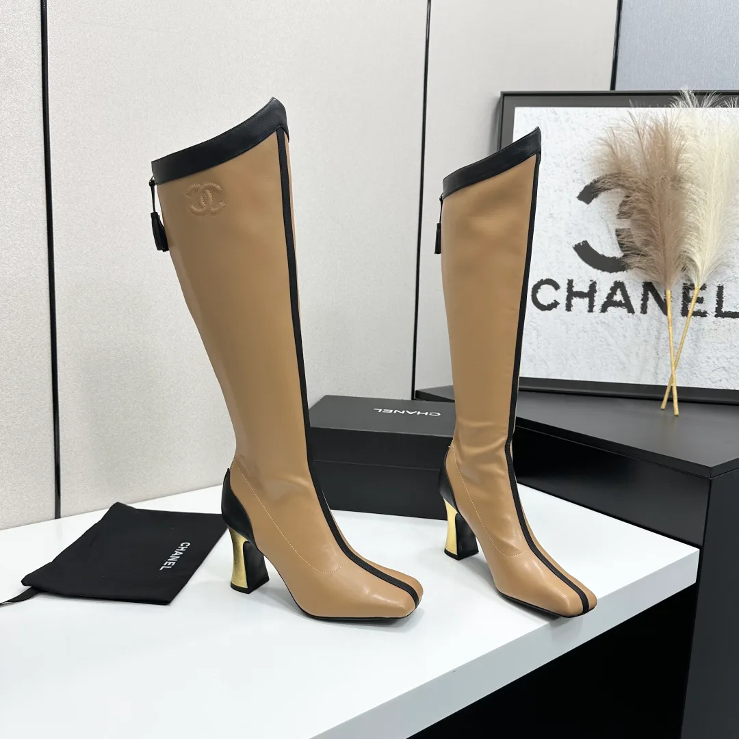 Women's Boots CHANEL 18366728
