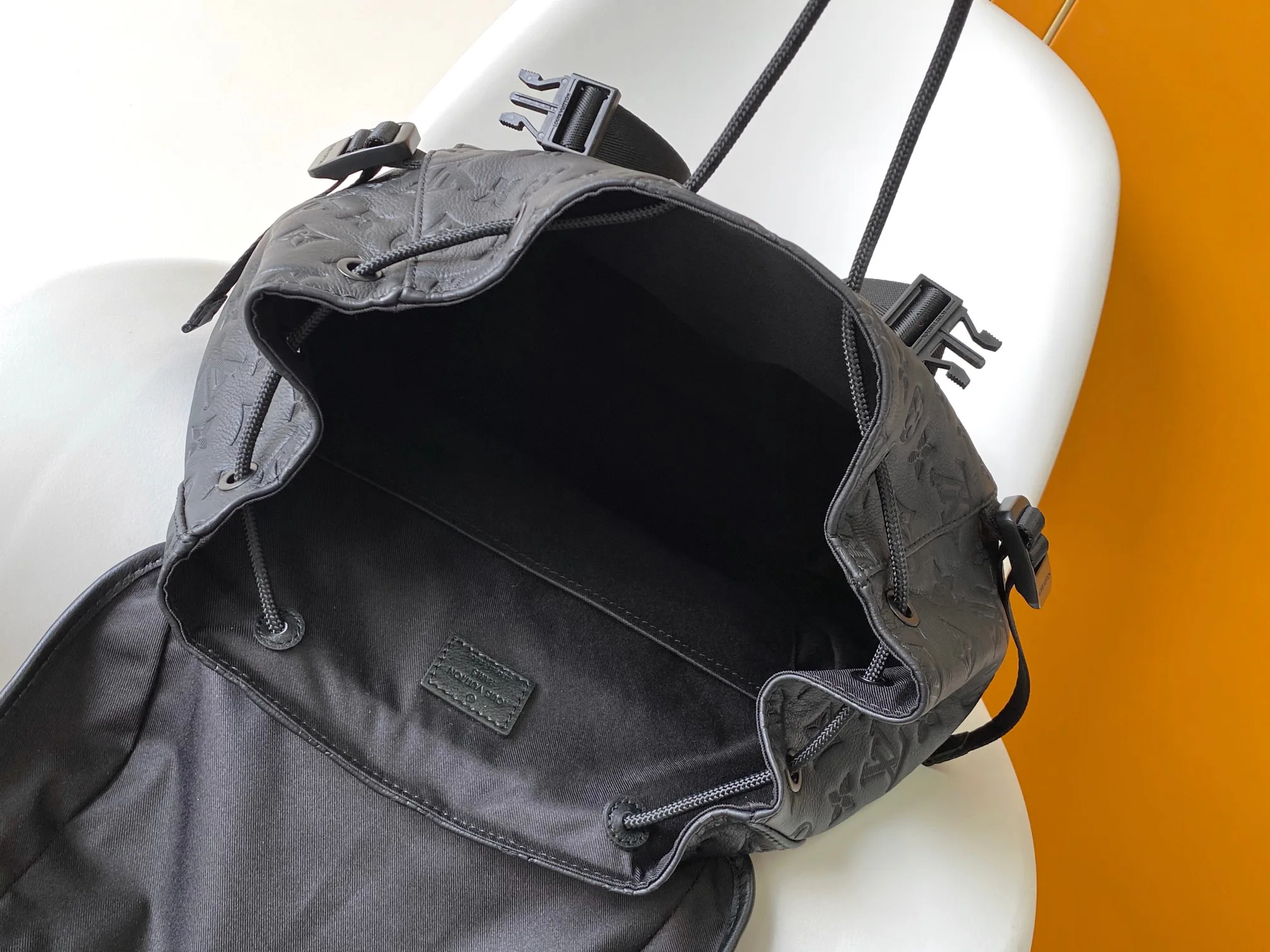 Women's Backpacks LOUIS VUITTON 17904103