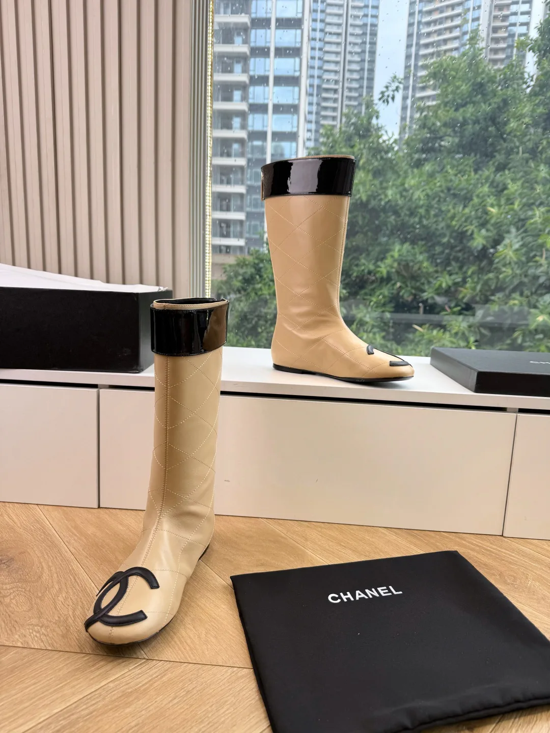 Women's Boots CHANEL 18053102