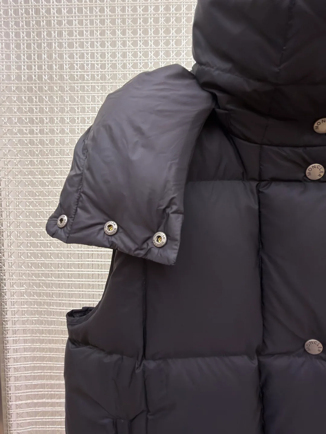 Жилеты Мужские Moncler 18612882
