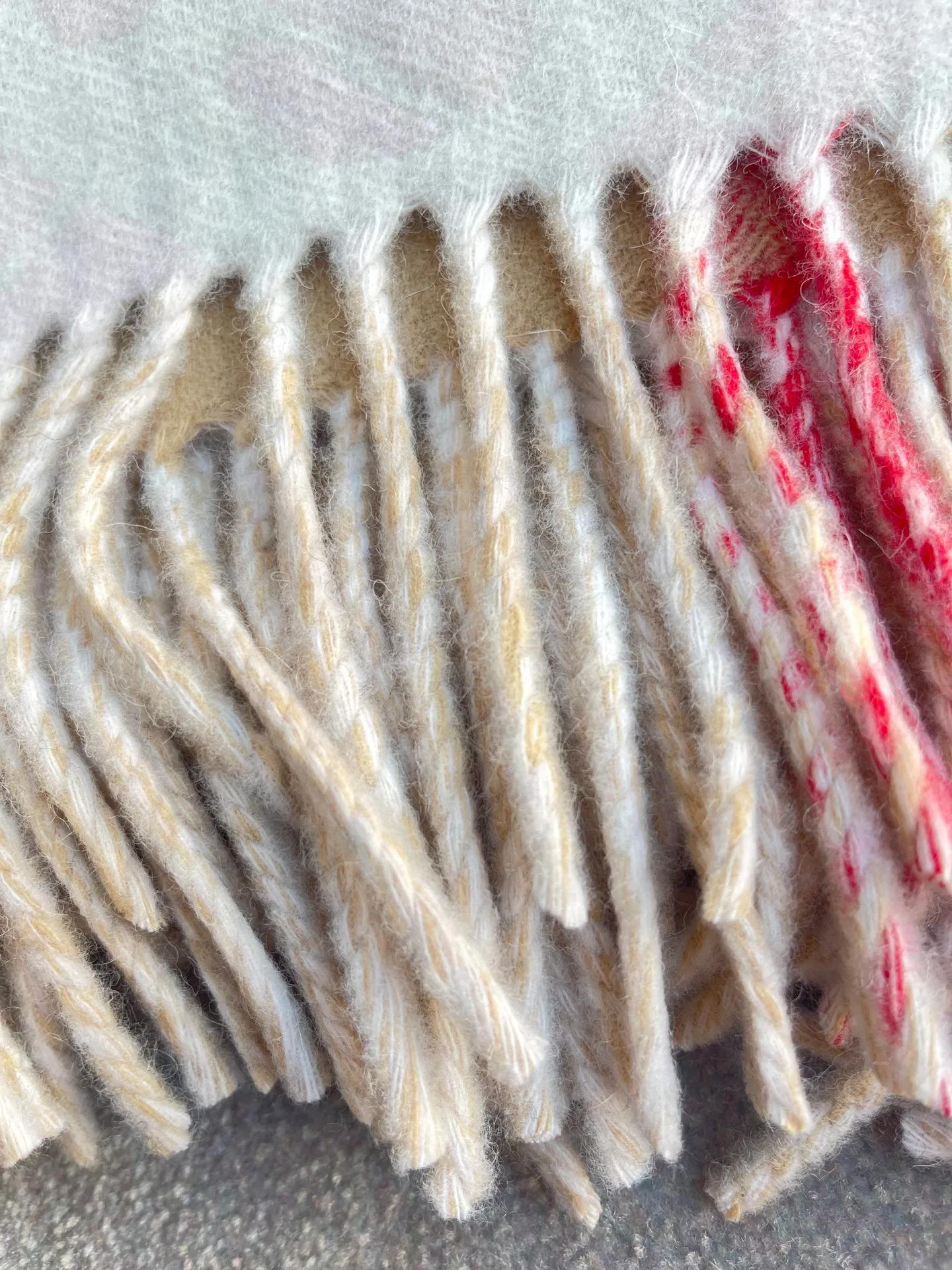 Scarves BURBERRY 17850235