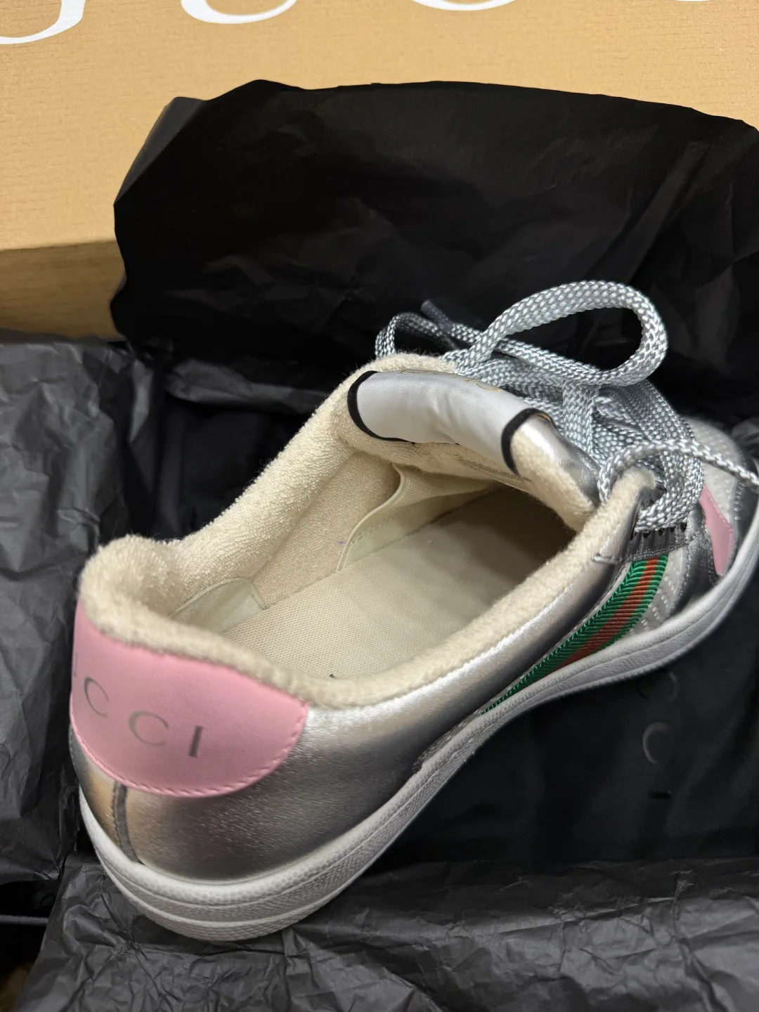 Women's Sneakers GUCCI 18448010