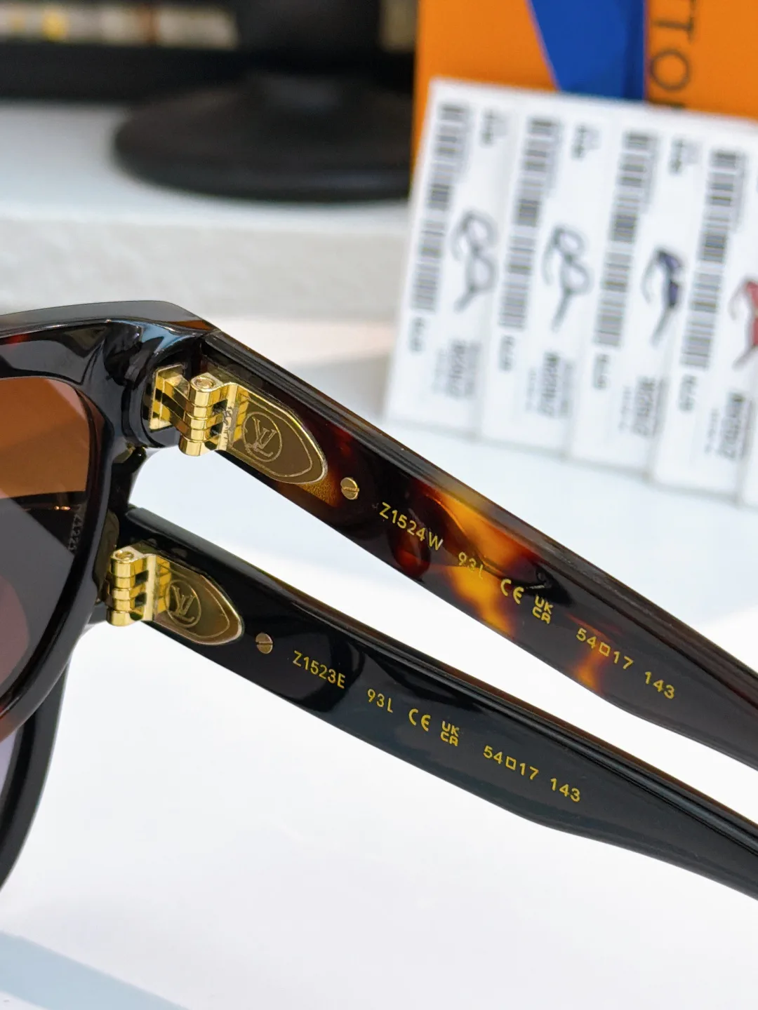 Glasses LOUIS VUITTON 16853130