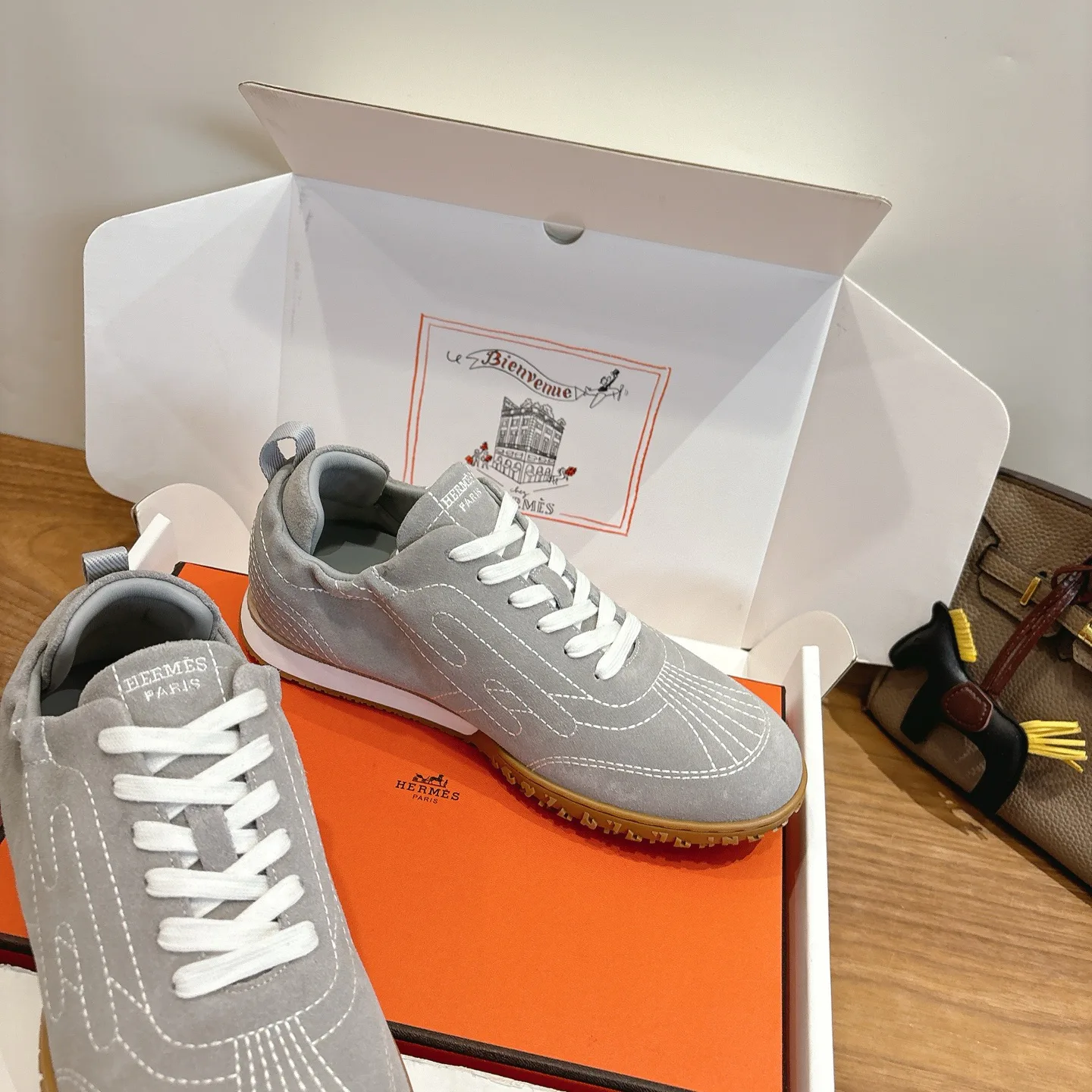 Women's Sneakers HERMES 18006068