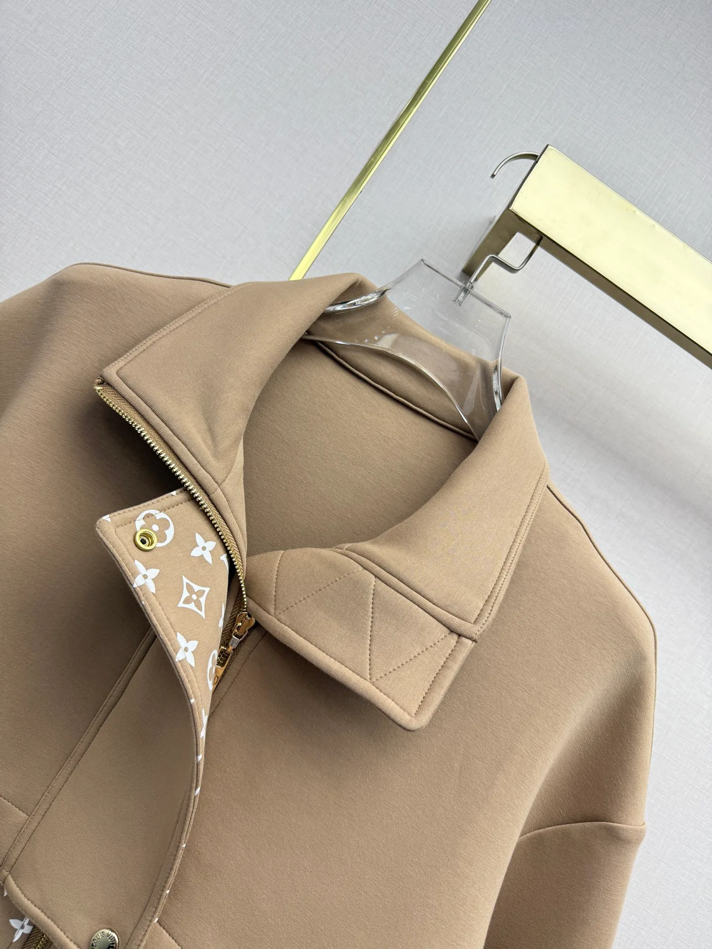 Women's Jackets And Down Jackets LOUIS VUITTON 17829227