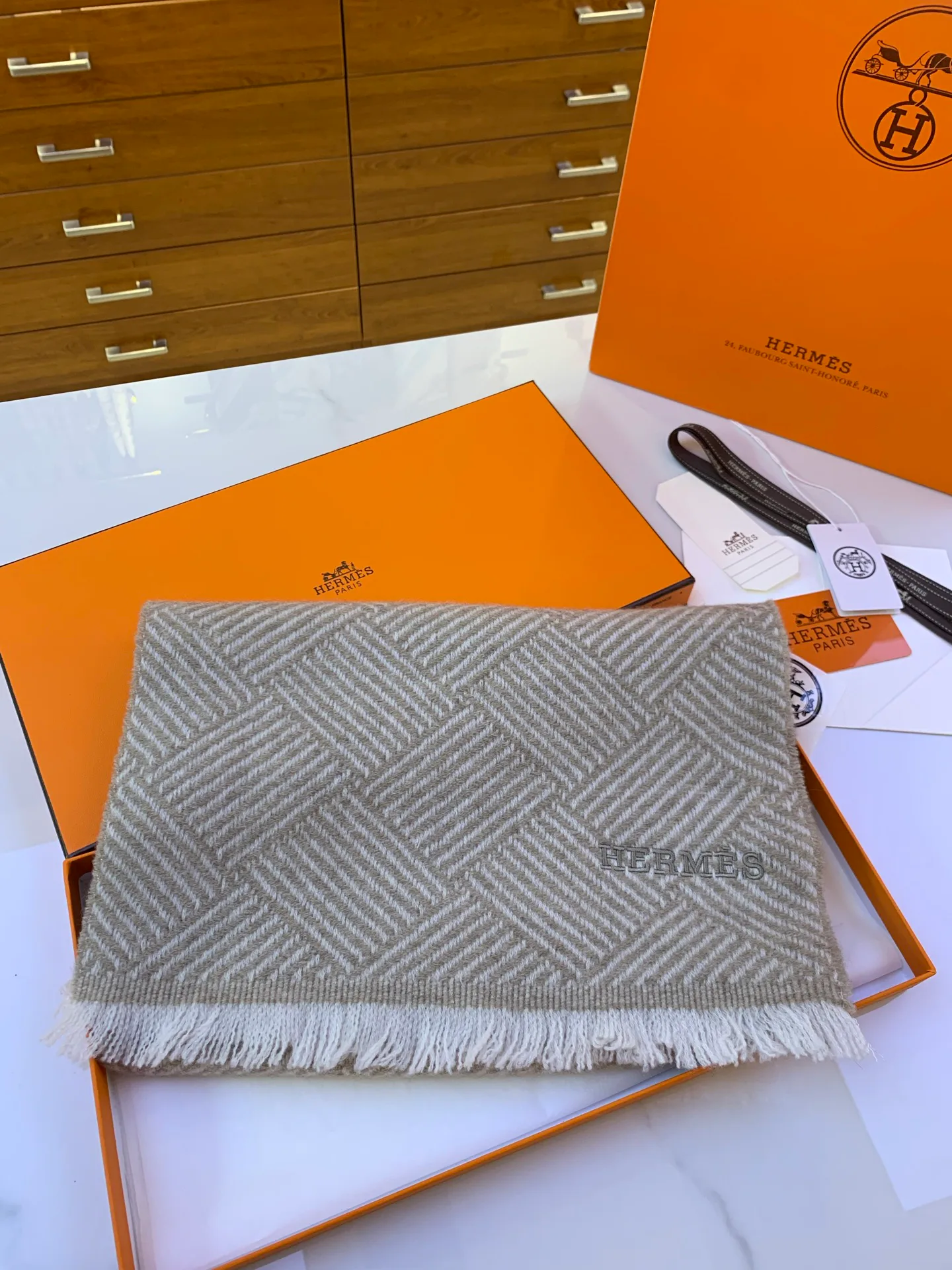 Scarves HERMES 18437538