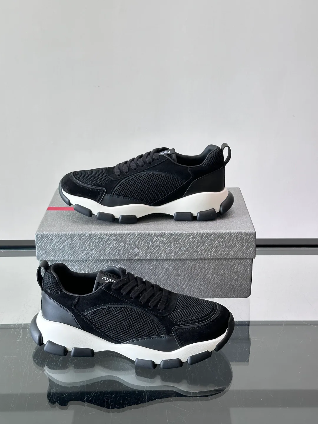 Men's Sneakers PRADA 18102771