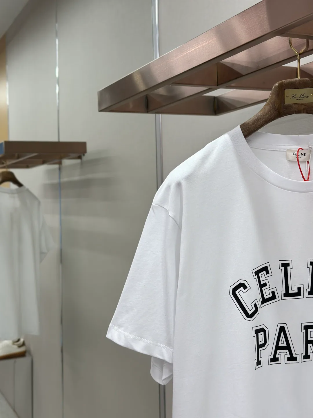 Women's T-Shirts CELINE 18191147