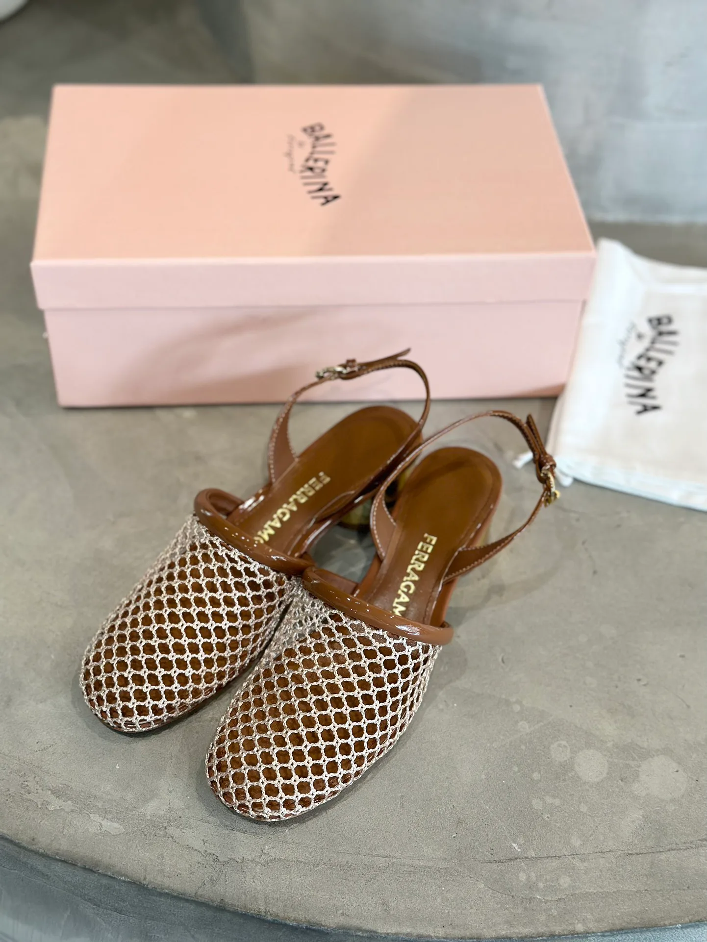 Women's Open-Toe Sandals SALVATORE FERRAGAMO 17642594