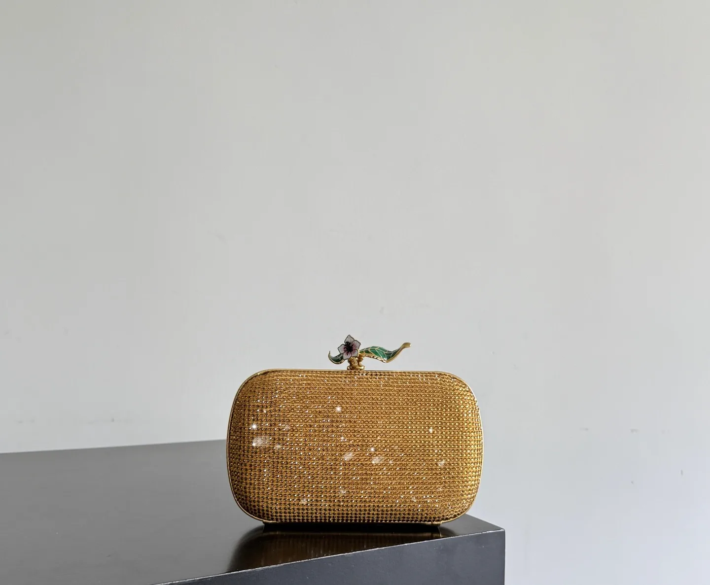 Women's Clutches BOTTEGA VENETA 17313215