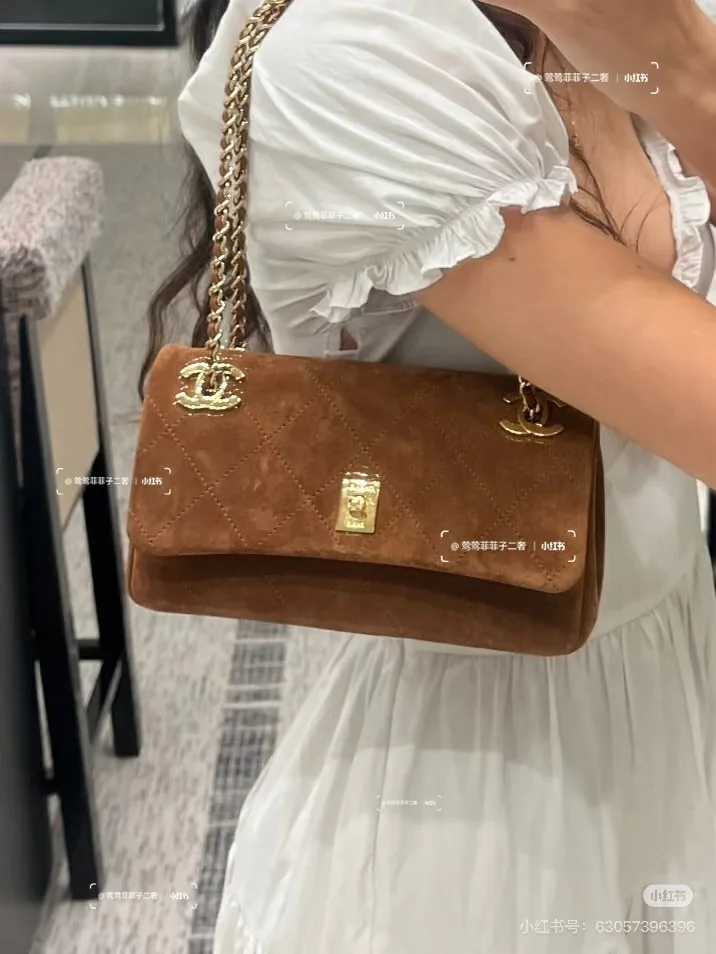 Women's Classic Handbags CHANEL 17364597