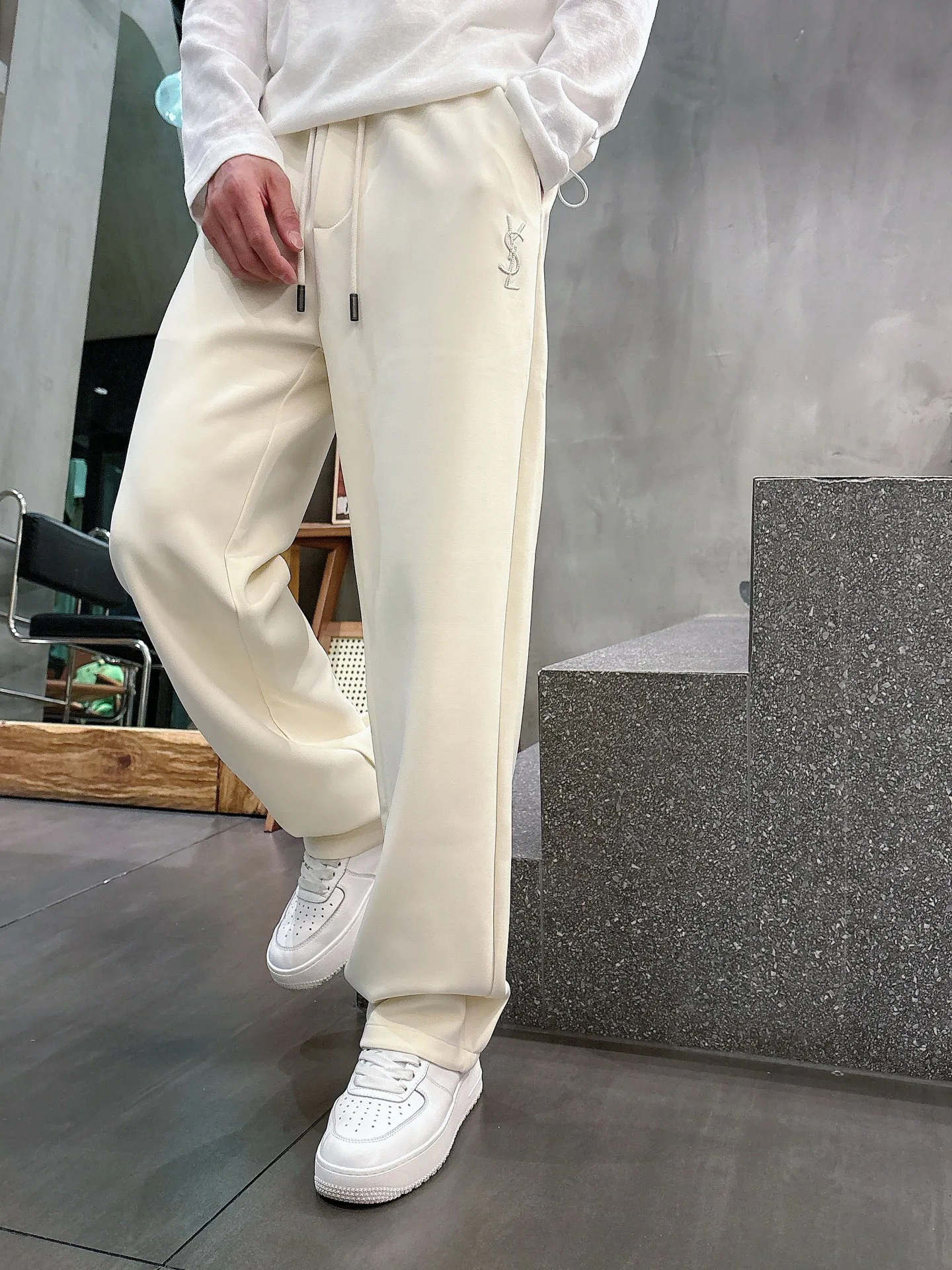 Брюки Мужские Saint Laurent 18596872