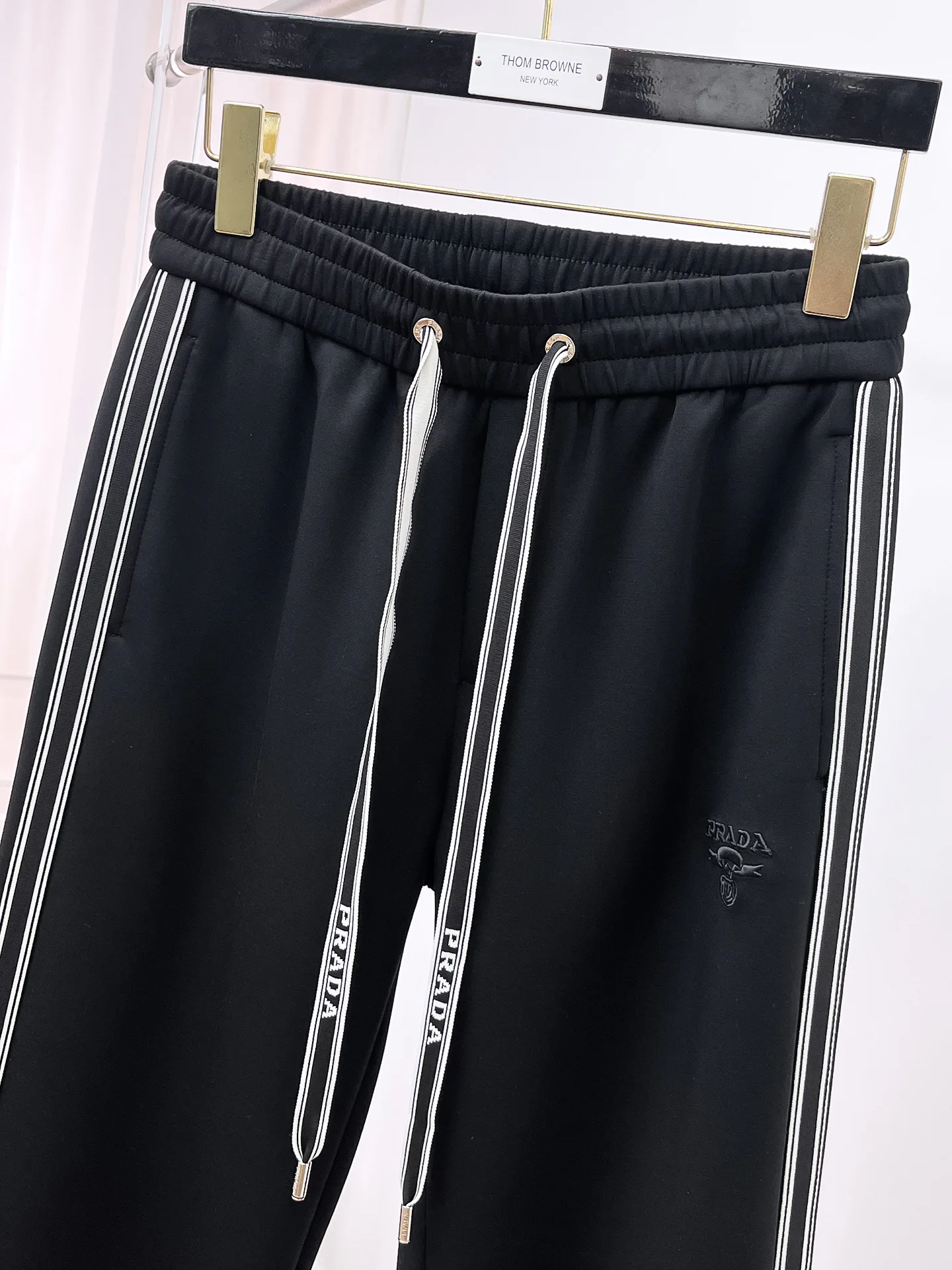 Men's Trousers PRADA 18197372