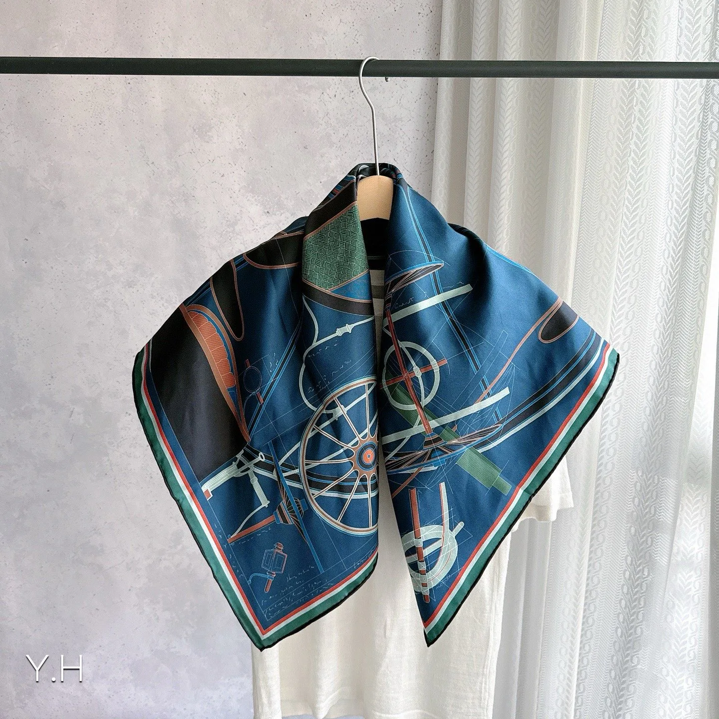 Silk Scarves HERMES 18093590