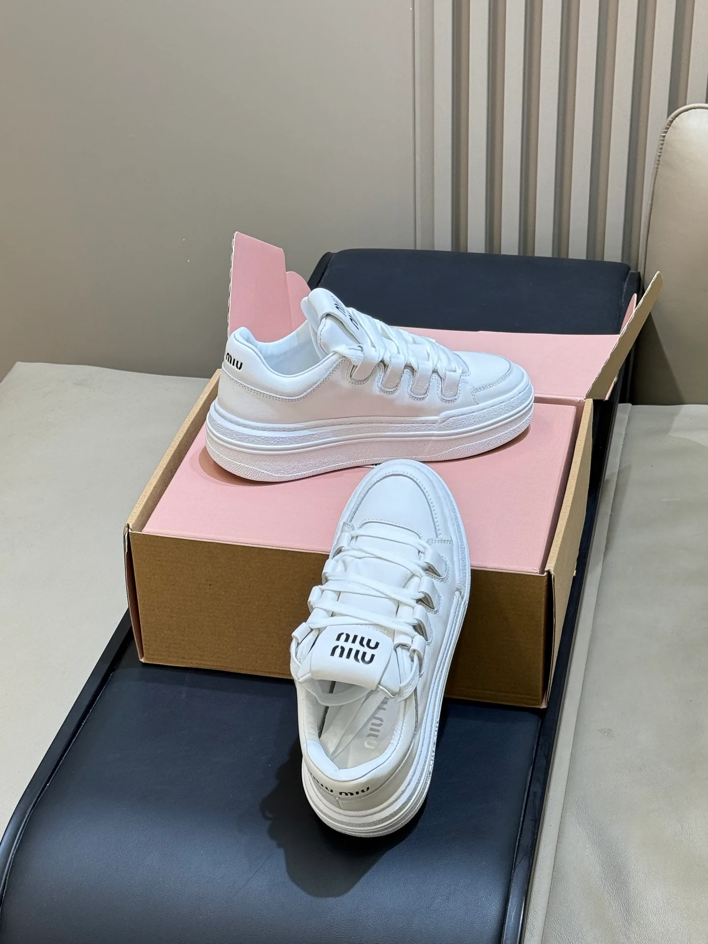 Women's Sneakers MIU MIU 18073096
