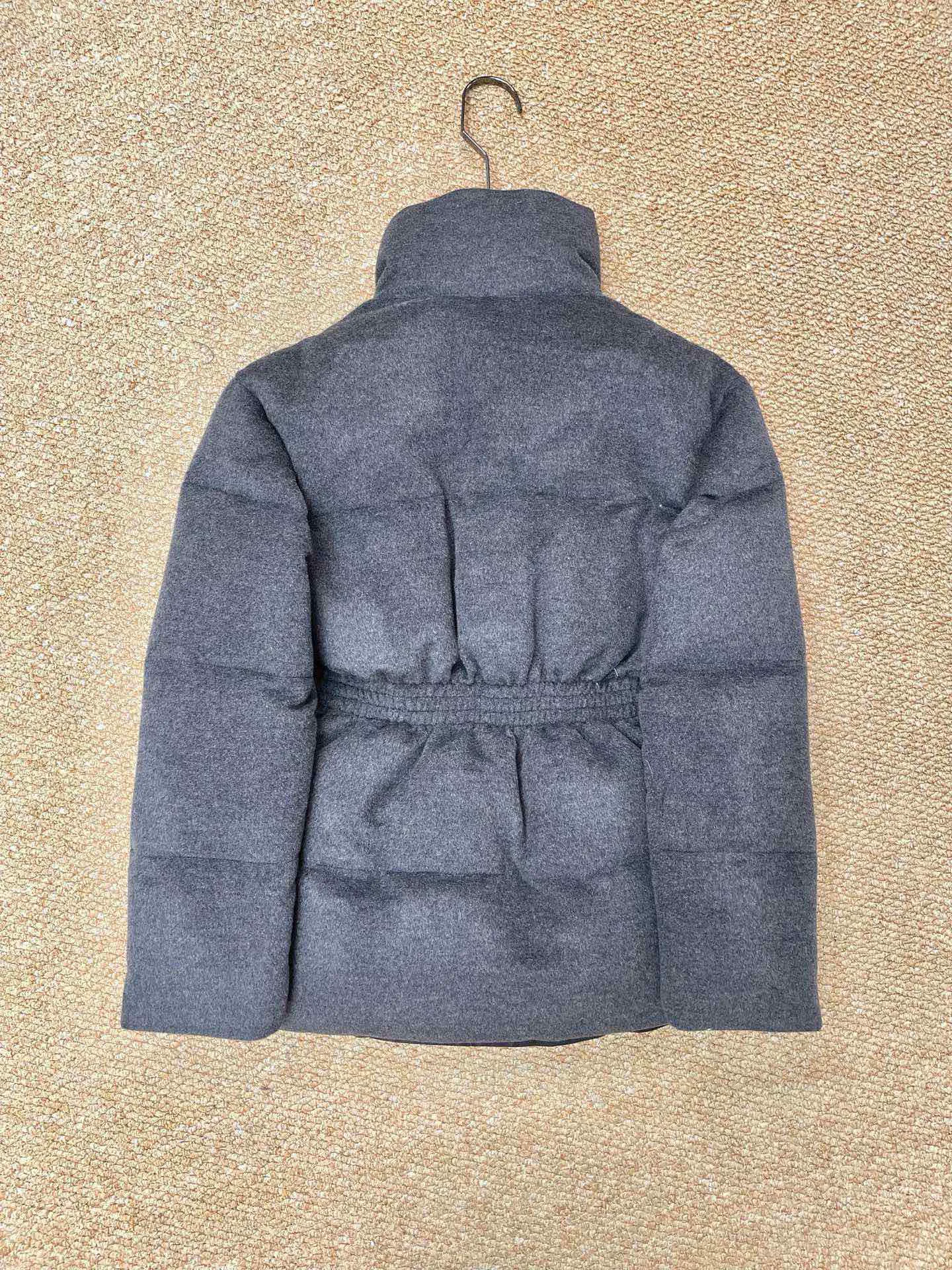Women's Jackets And Down Jackets PRADA 17850857