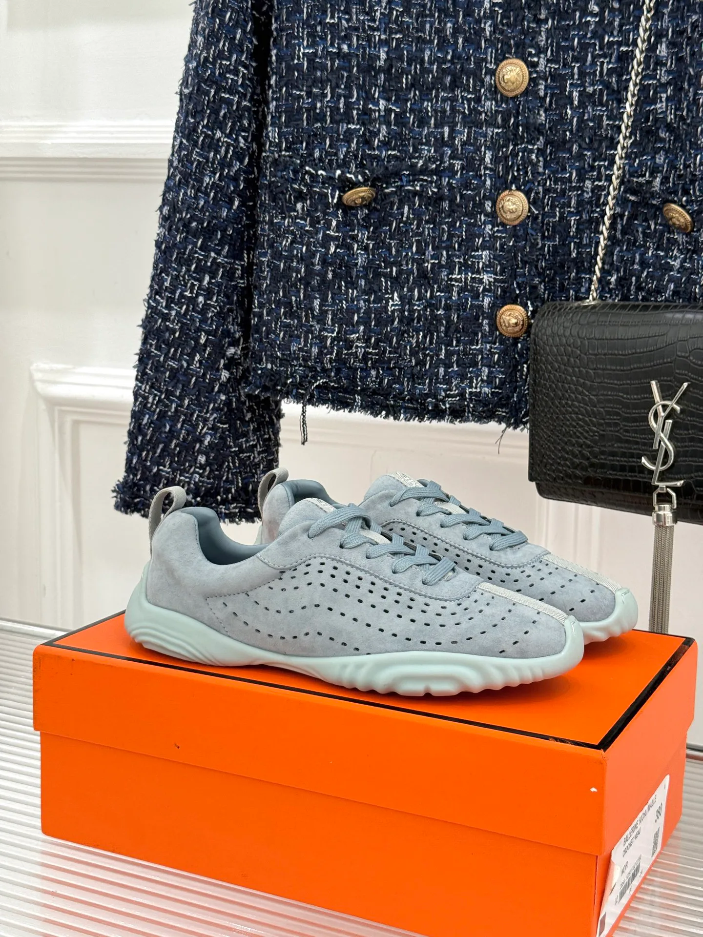 Кроссовки Женские Hermes 18636858