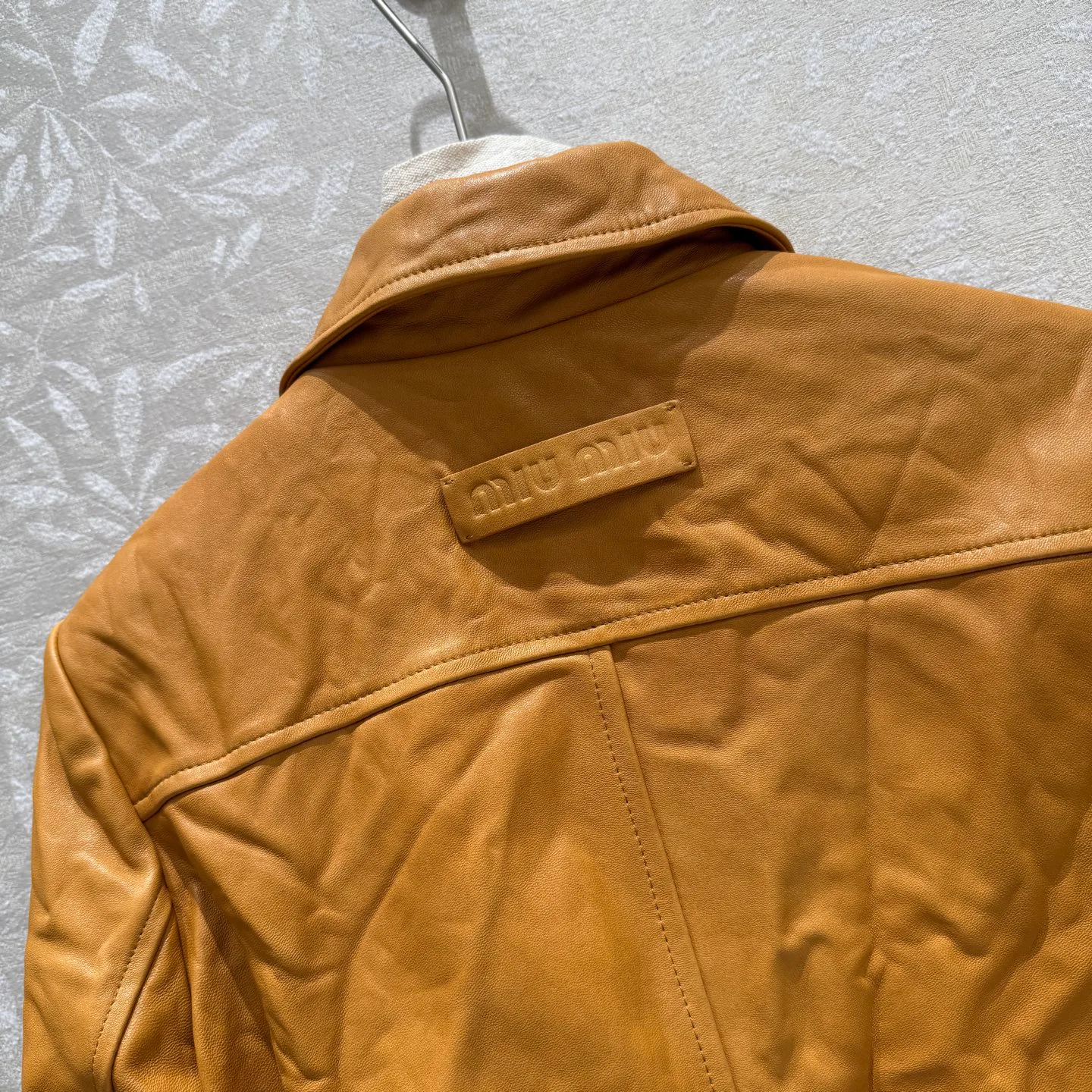 Women's Leather Jackets And Sheepskin Coats MIU MIU 18172604