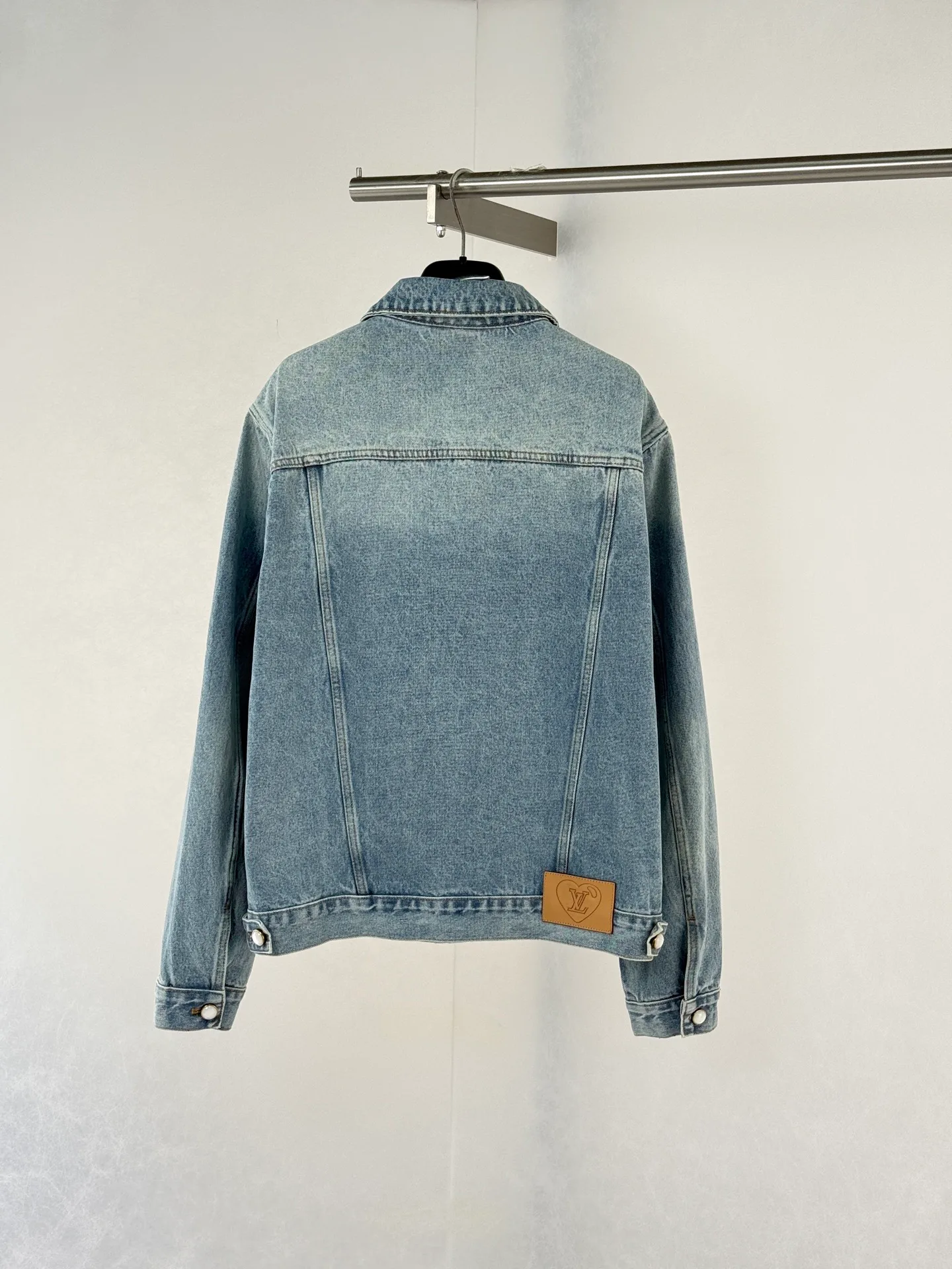 Men's Jackets And Down Jackets LOUIS VUITTON 18389073