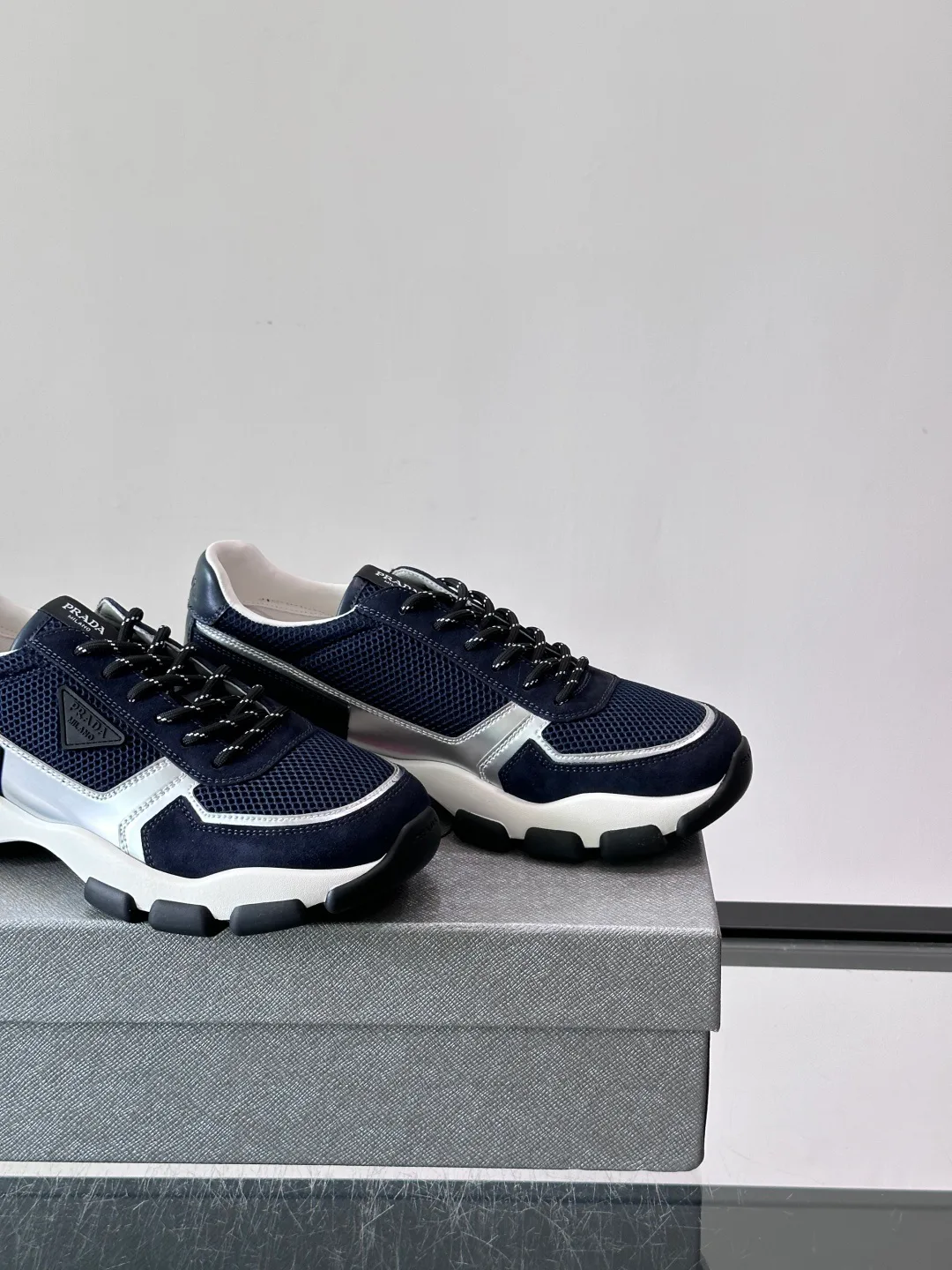 Men's Sneakers PRADA 18102778
