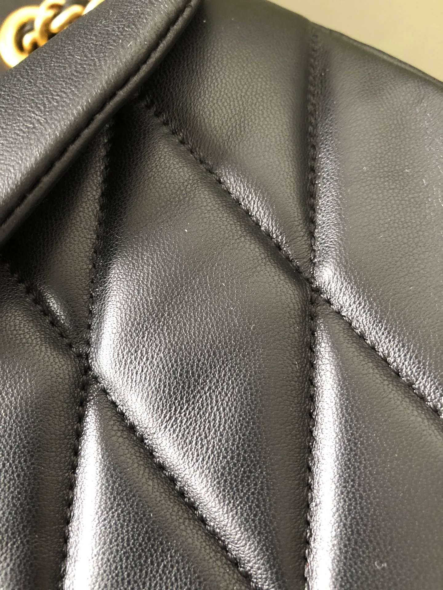 Women's Classic Handbags COACH 17960990