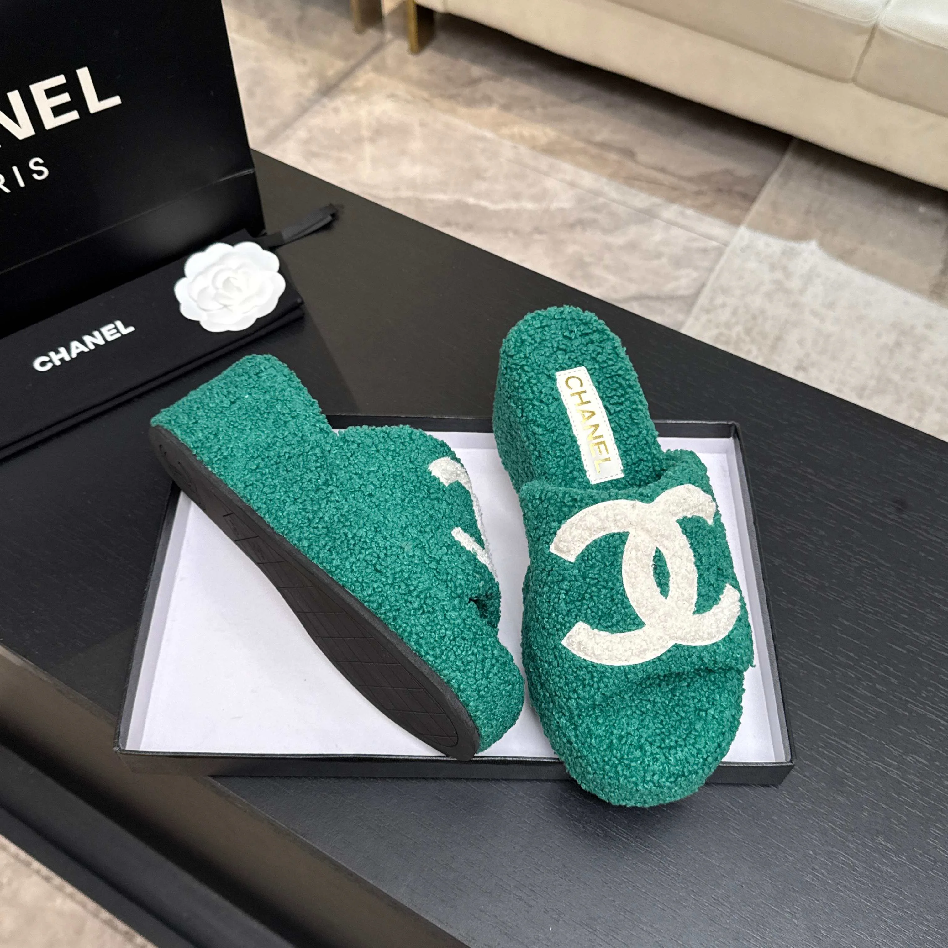 Women's Slippers CHANEL 18501001