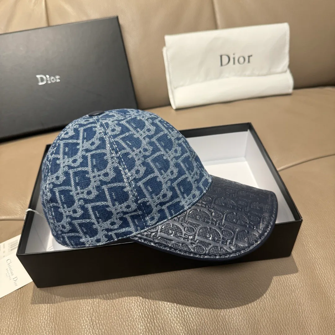 Hats CHRISTIAN DIOR 18347062