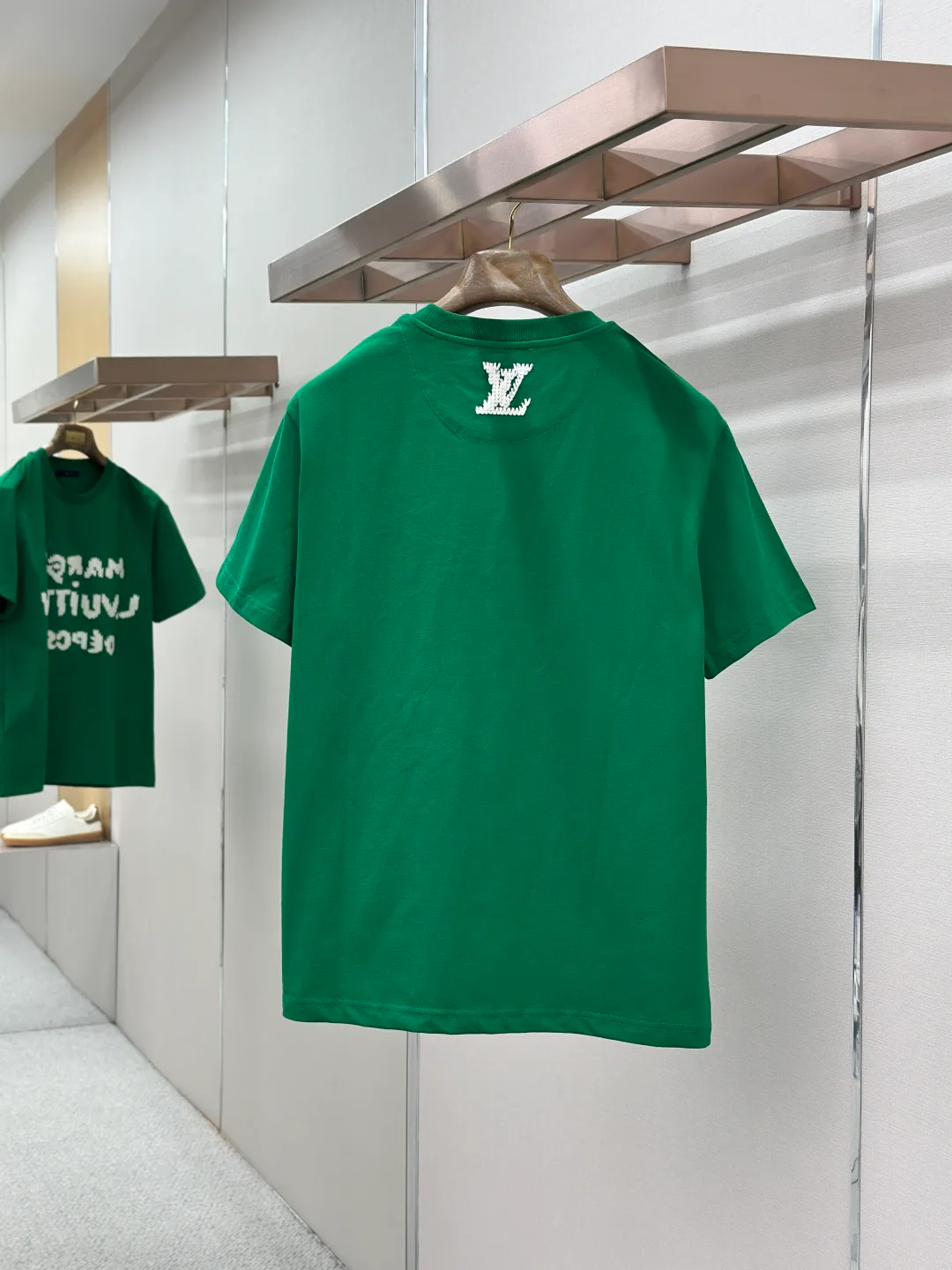 Women's T-Shirts LOUIS VUITTON 18191105