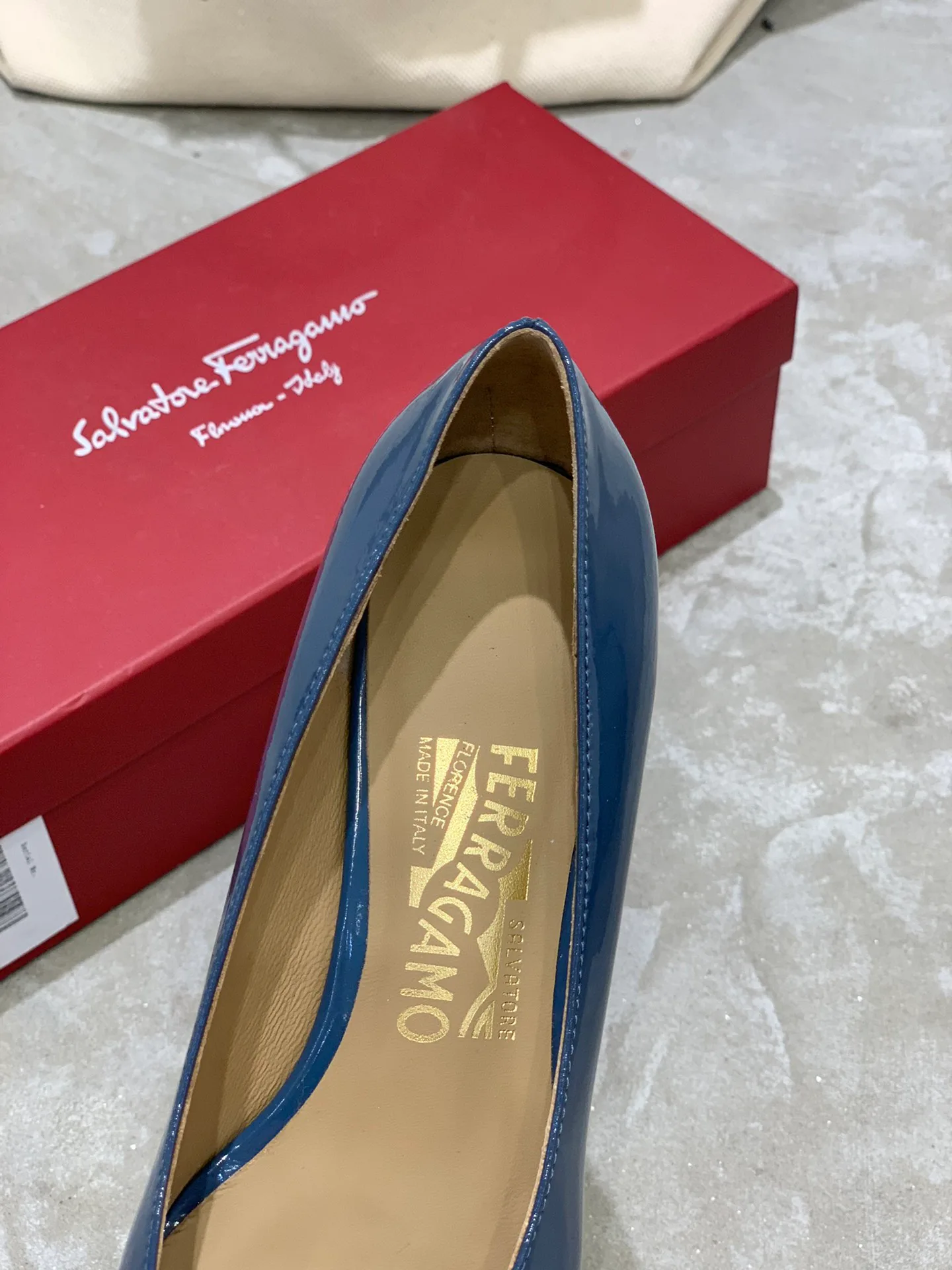 Women's Ballet Flats SALVATORE FERRAGAMO 18340662