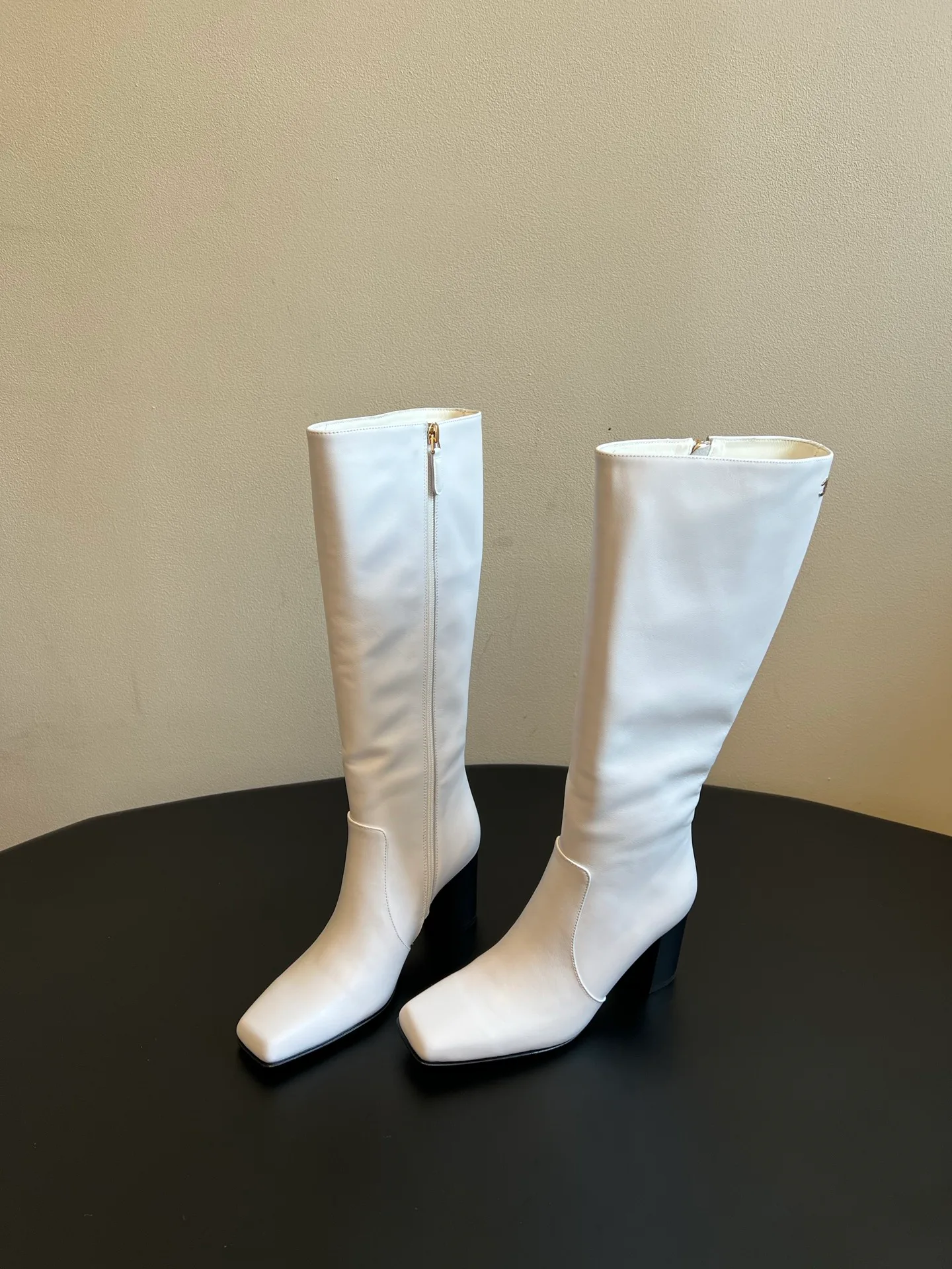 Women's Boots CHANEL 18137182