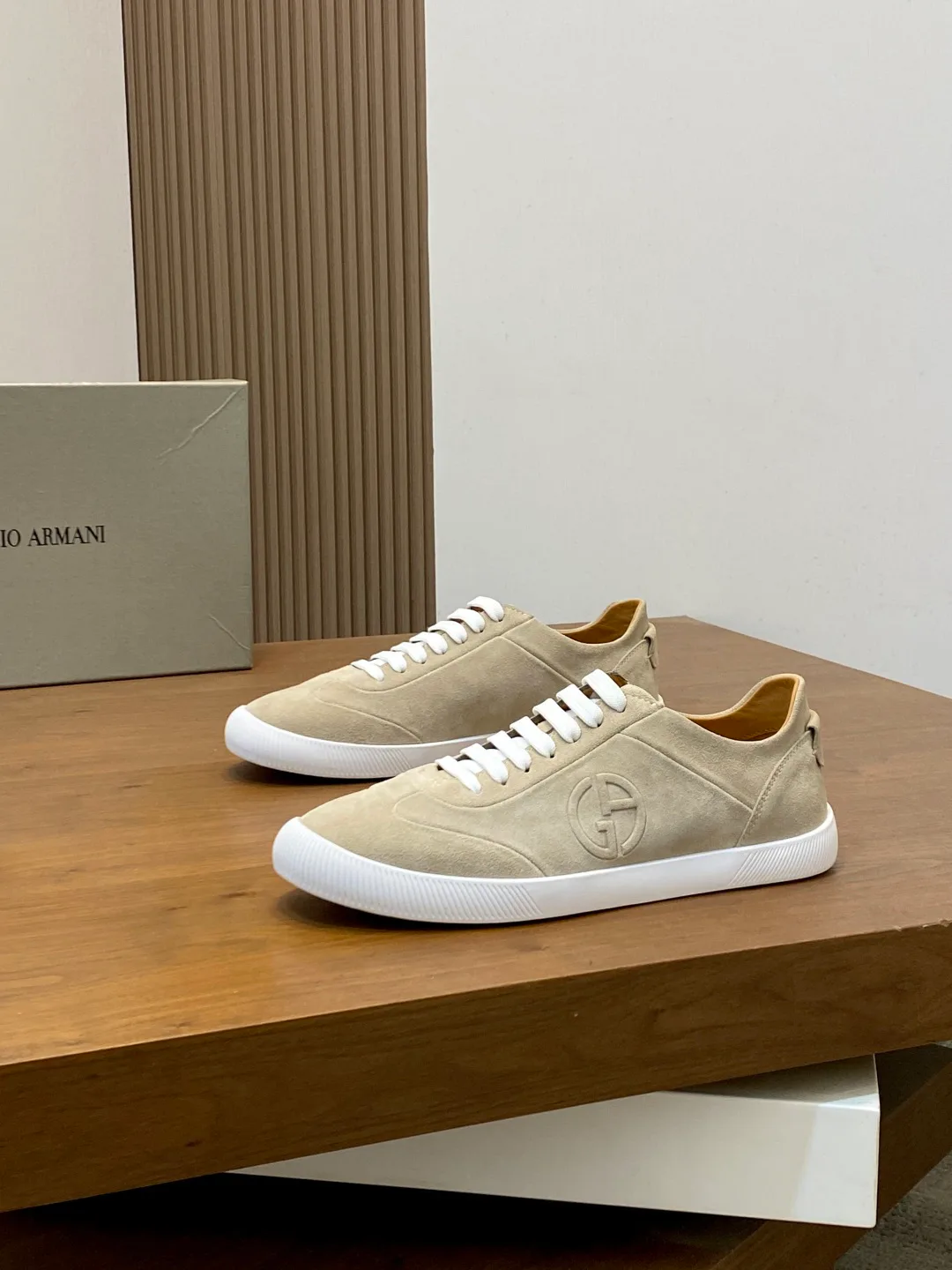 Кроссовки Мужские Armani 18586425