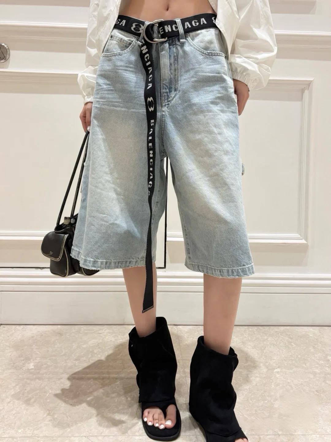 Men's Jeans BALENCIAGA 17468325
