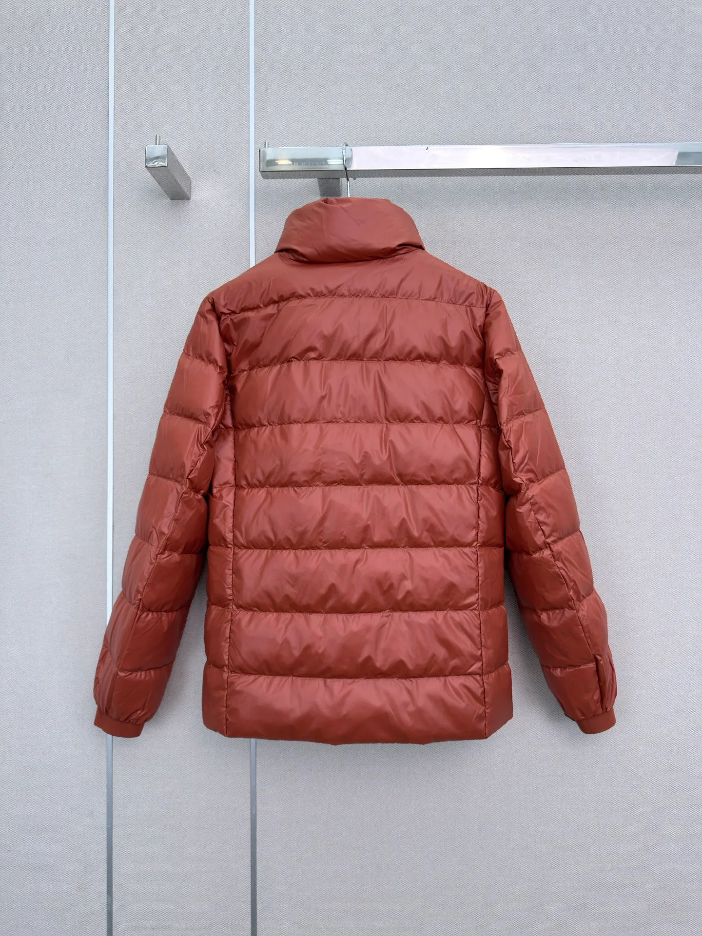 Women's Jackets And Down Jackets MONCLER 18501658