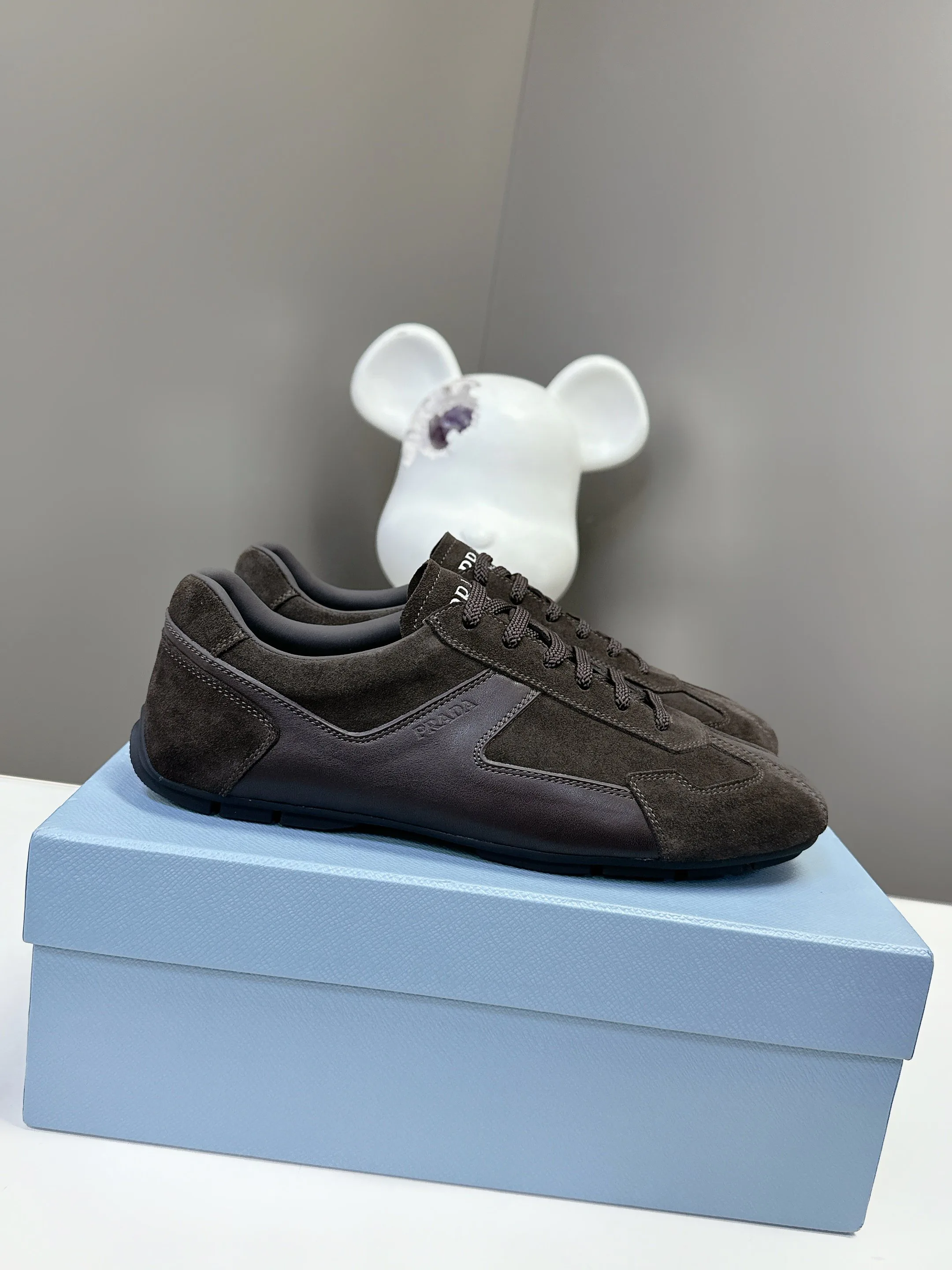 Women's Sneakers PRADA 17803521