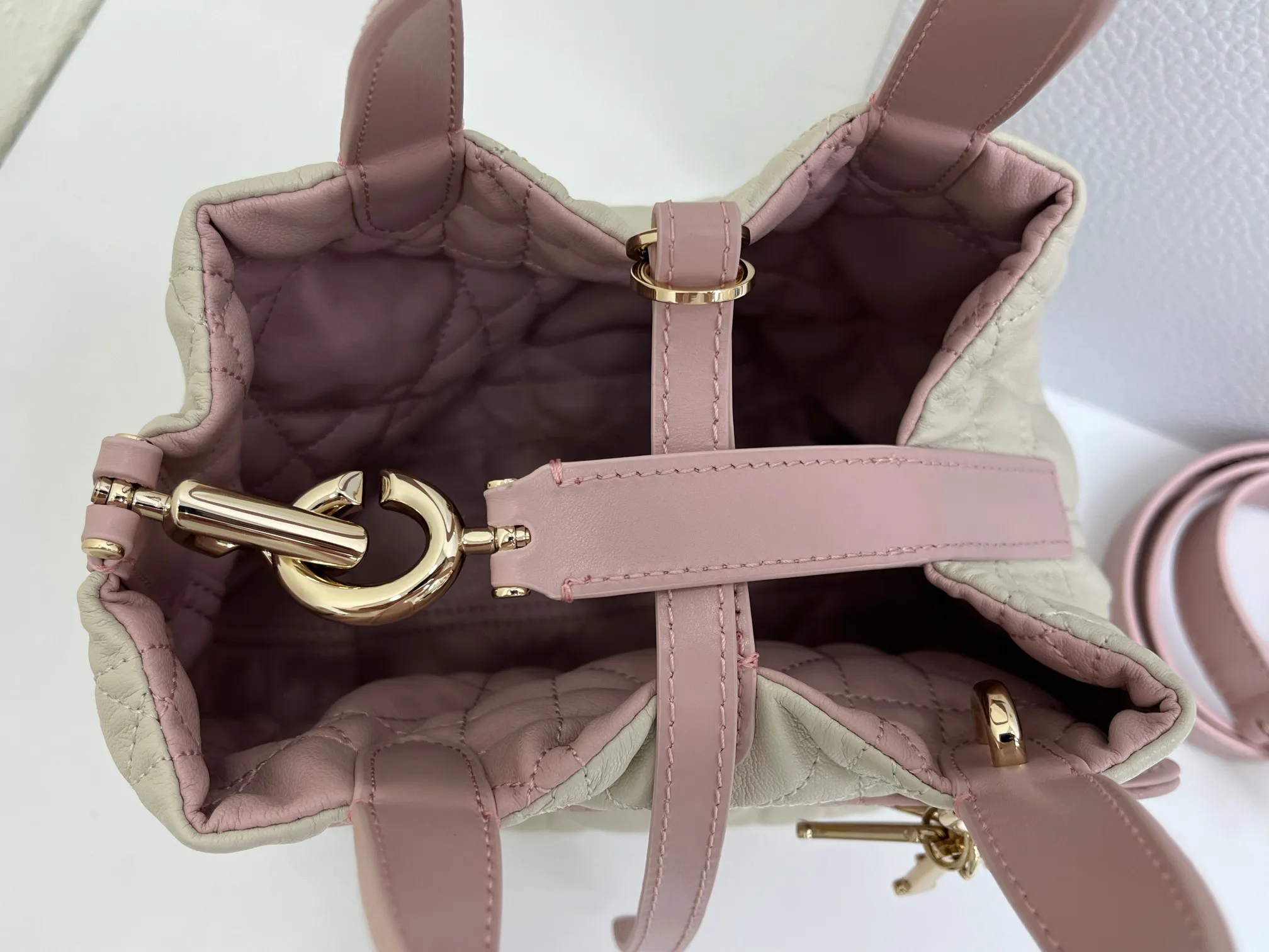 Women's Classic Handbags CHRISTIAN DIOR 17345152