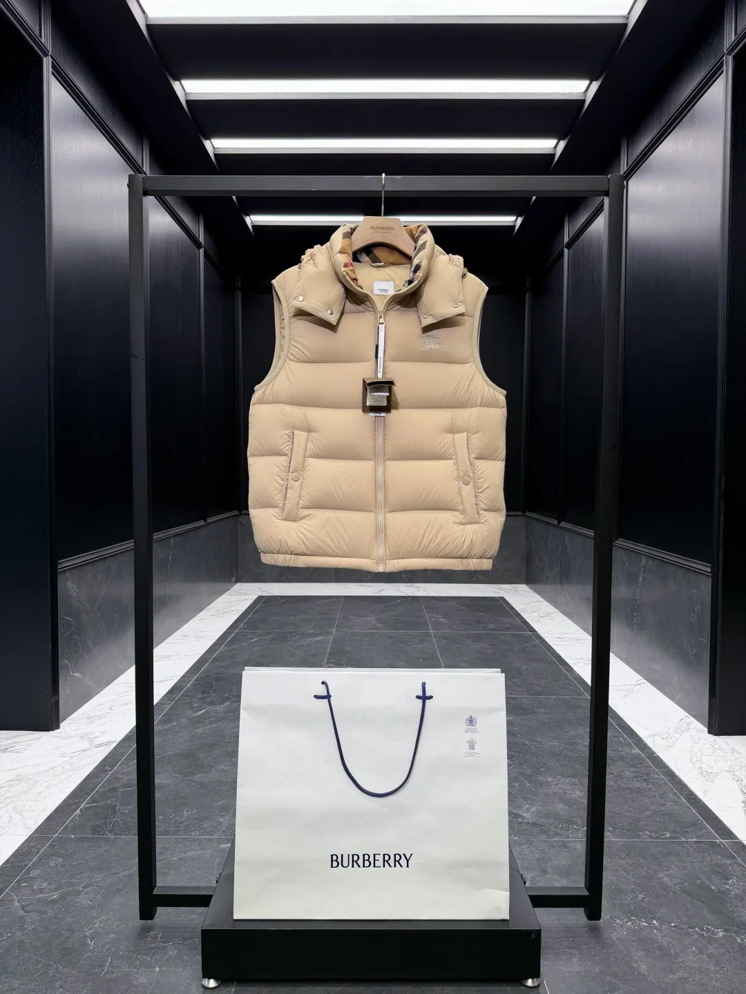 Men's Vests BURBERRY 18416857