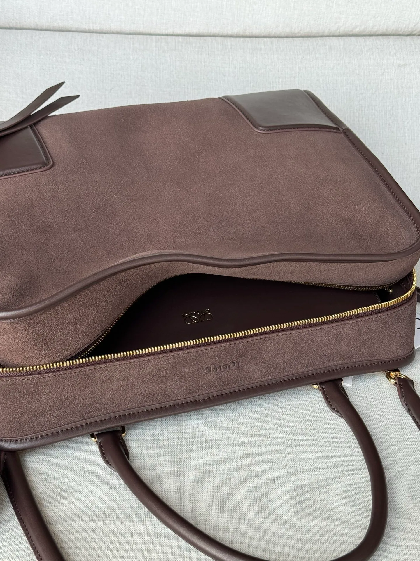 Women's Classic Handbags LOEWE 18434815