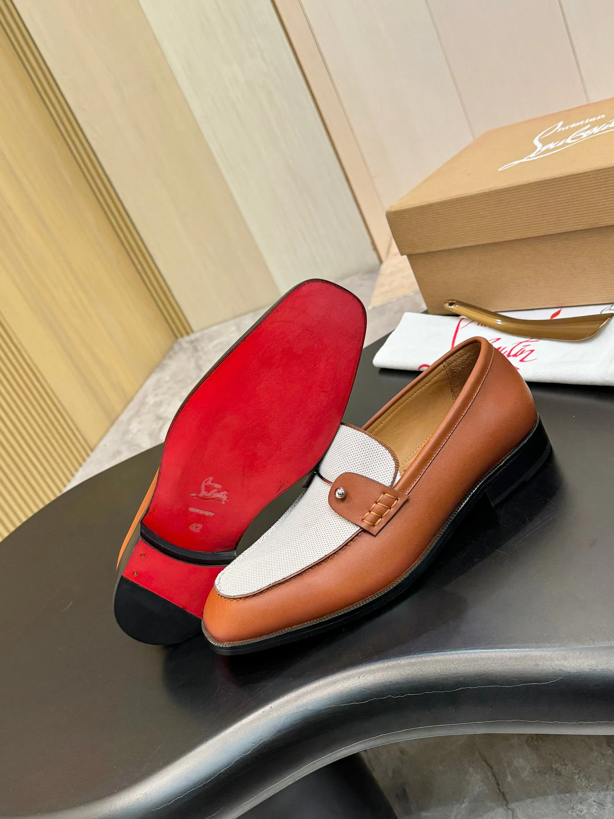 Men's Loafers And Dress Shoes CHRISTIAN LOUBOUTIN 18117276