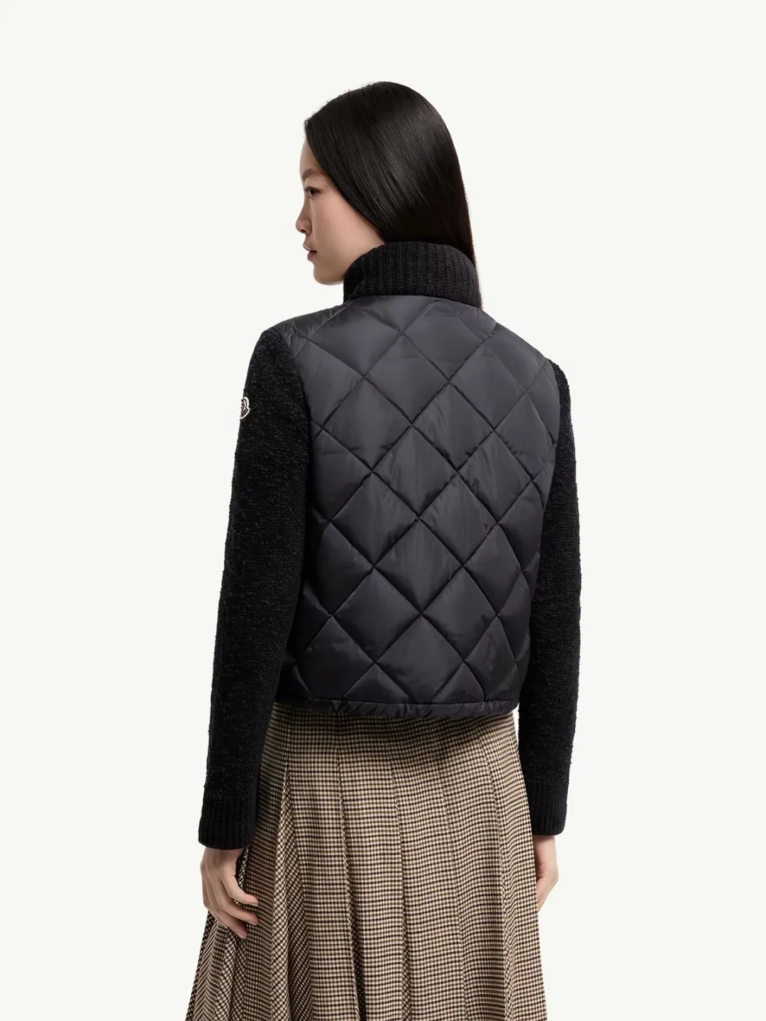 Women's Jackets And Down Jackets MONCLER 18249197