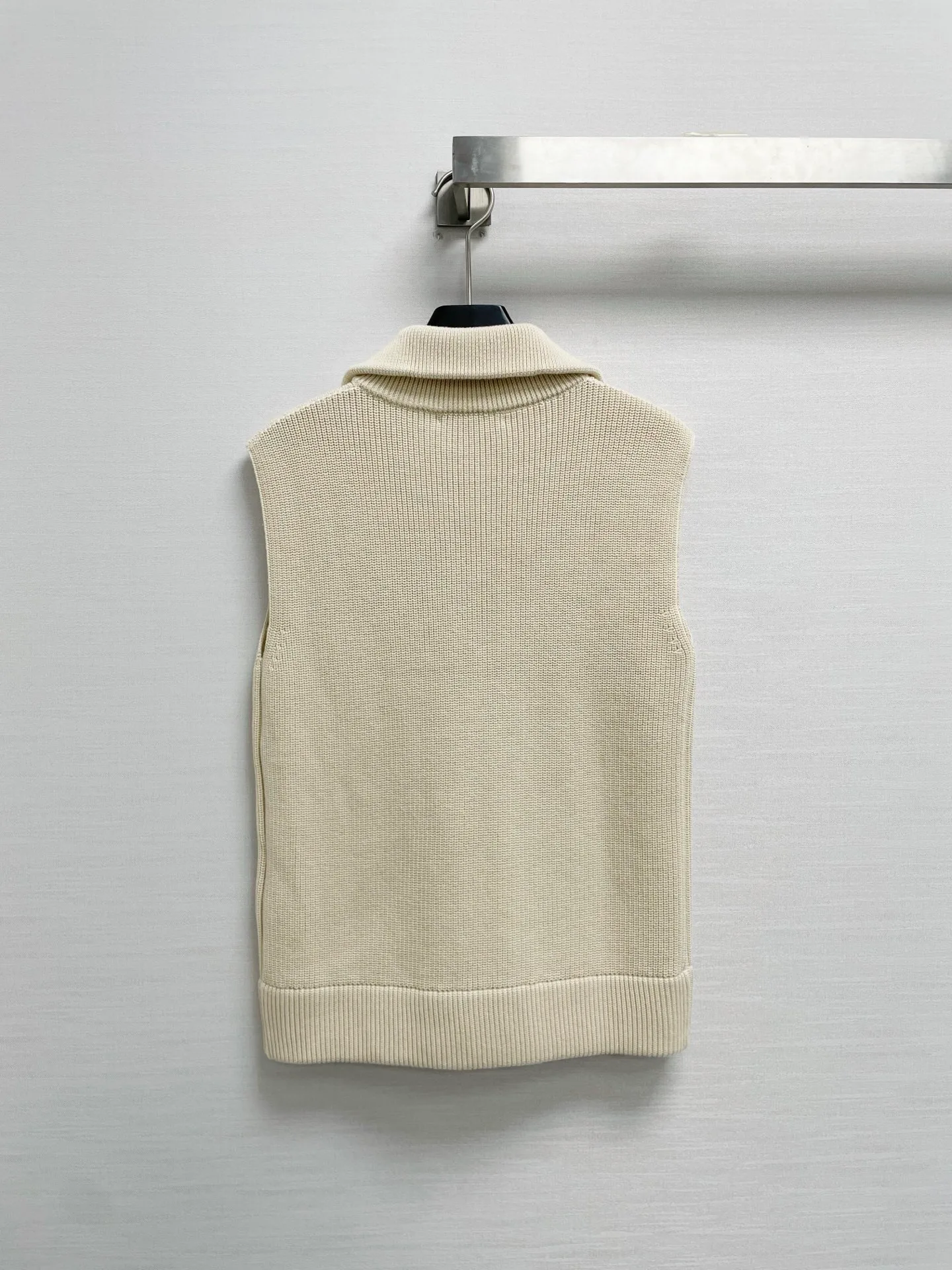Women's Vests MAISON MARGIELA 17904489