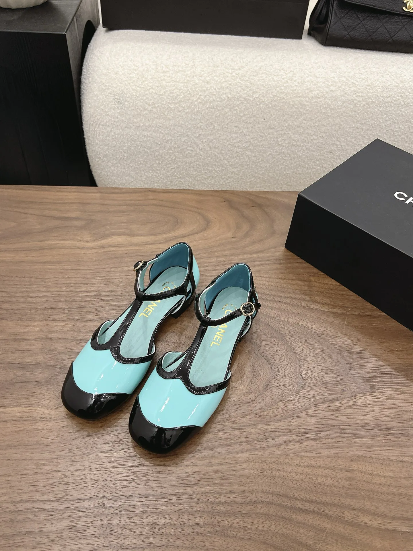 Women's Heels CHANEL 17582674