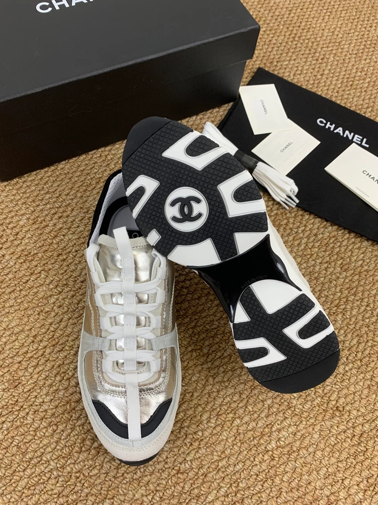 Women's Sneakers CHANEL 17545245