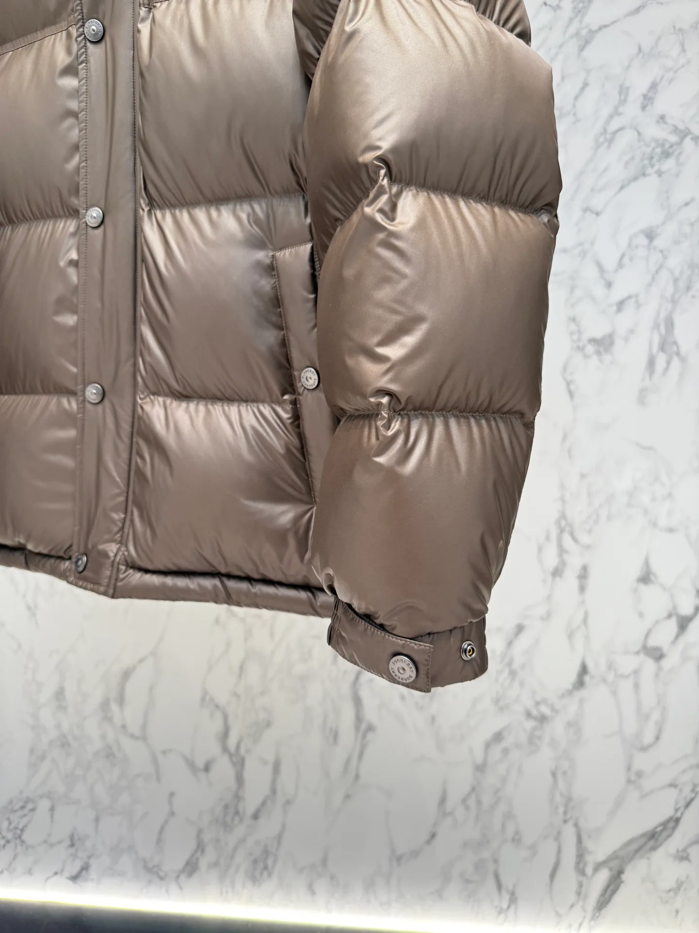 Women's Jackets And Down Jackets BURBERRY 18537394