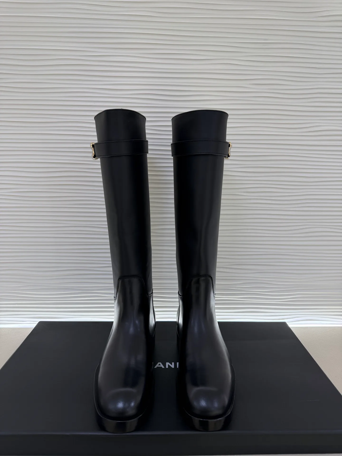 Women's Boots CHANEL 18369717