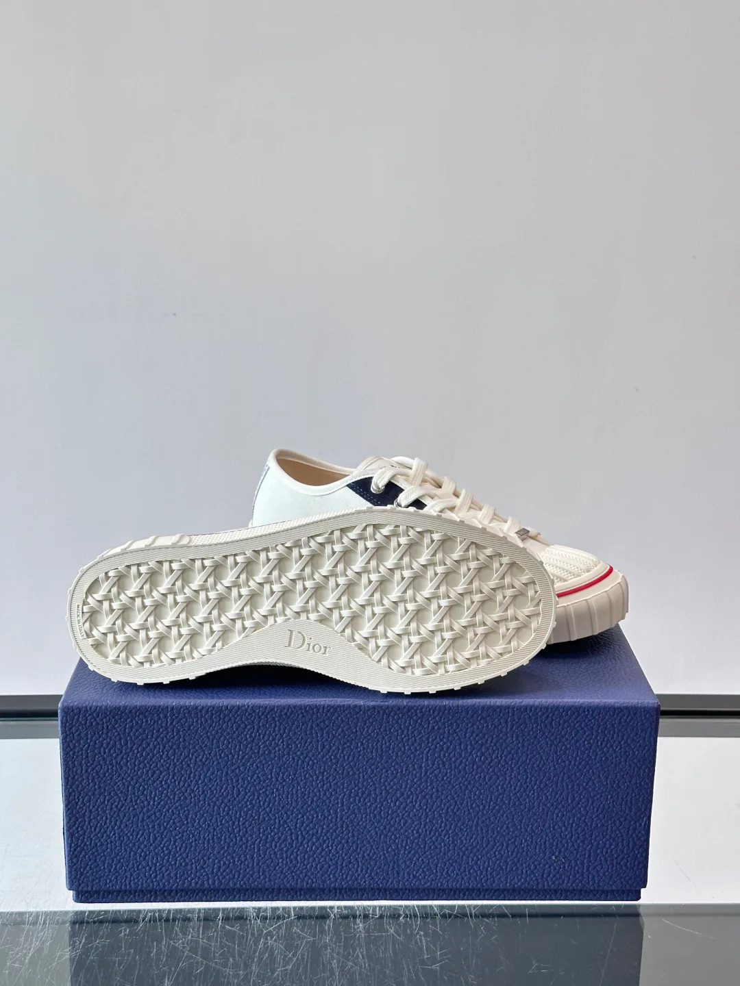 Women's Sneakers CHRISTIAN DIOR 18102136
