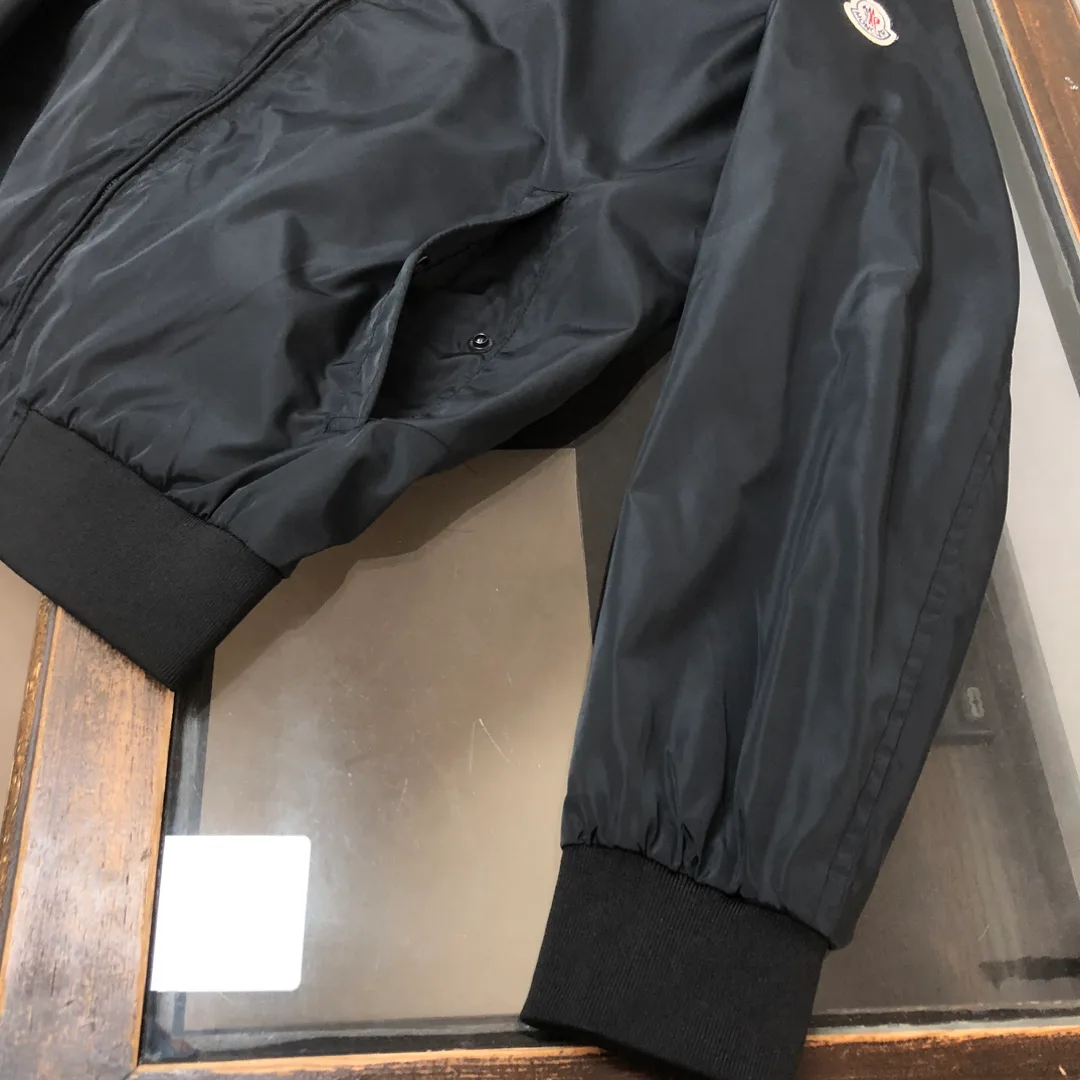 Men's Jackets And Down Jackets MONCLER 17285978