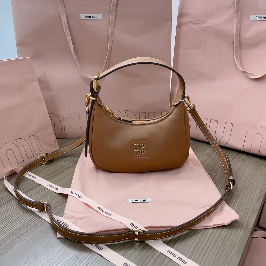 Women's Classic Handbags MIU MIU 18323211