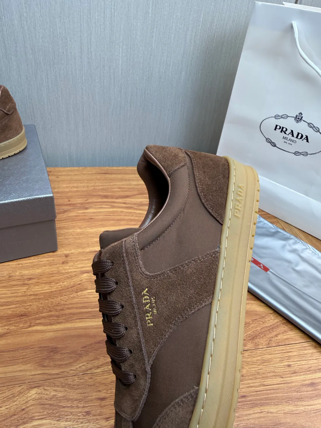 Men's Sneakers PRADA 18418635